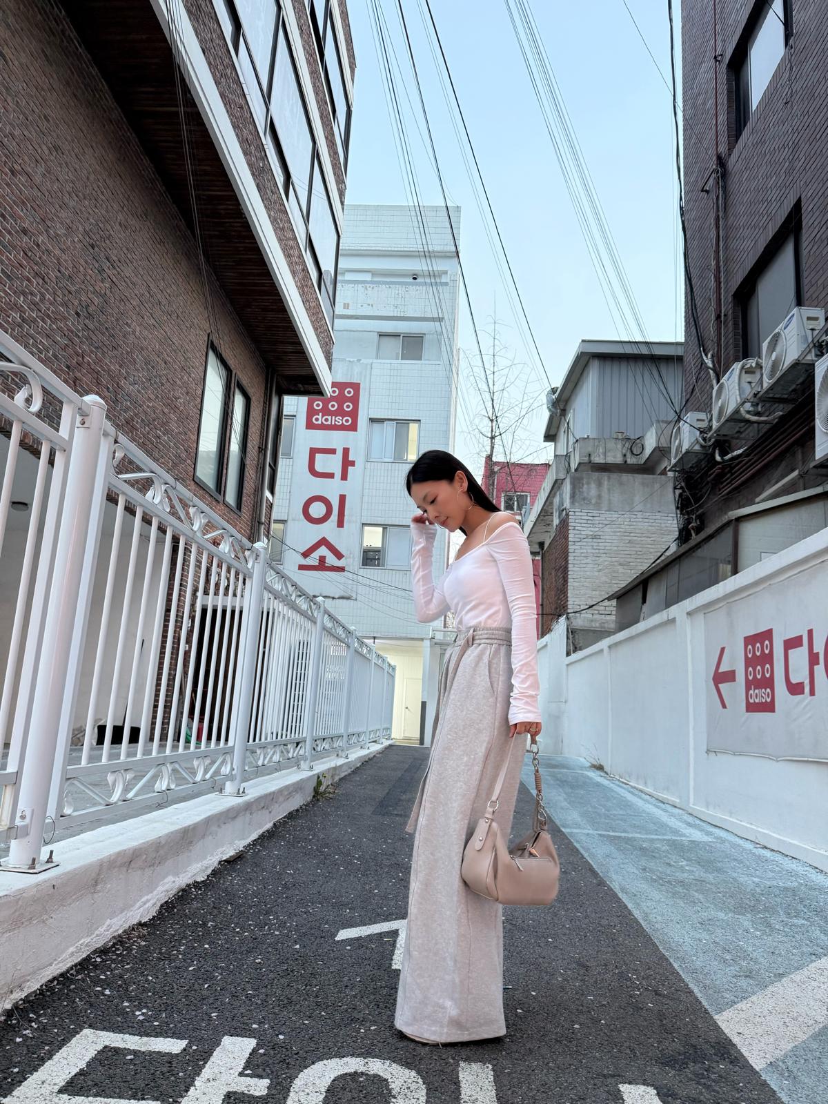 一字領Top (連pad)