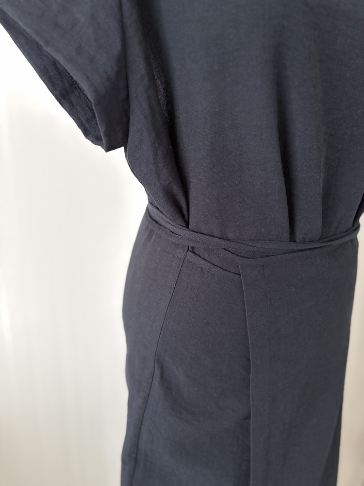 The Timeless Wrap Dress (Navy)
