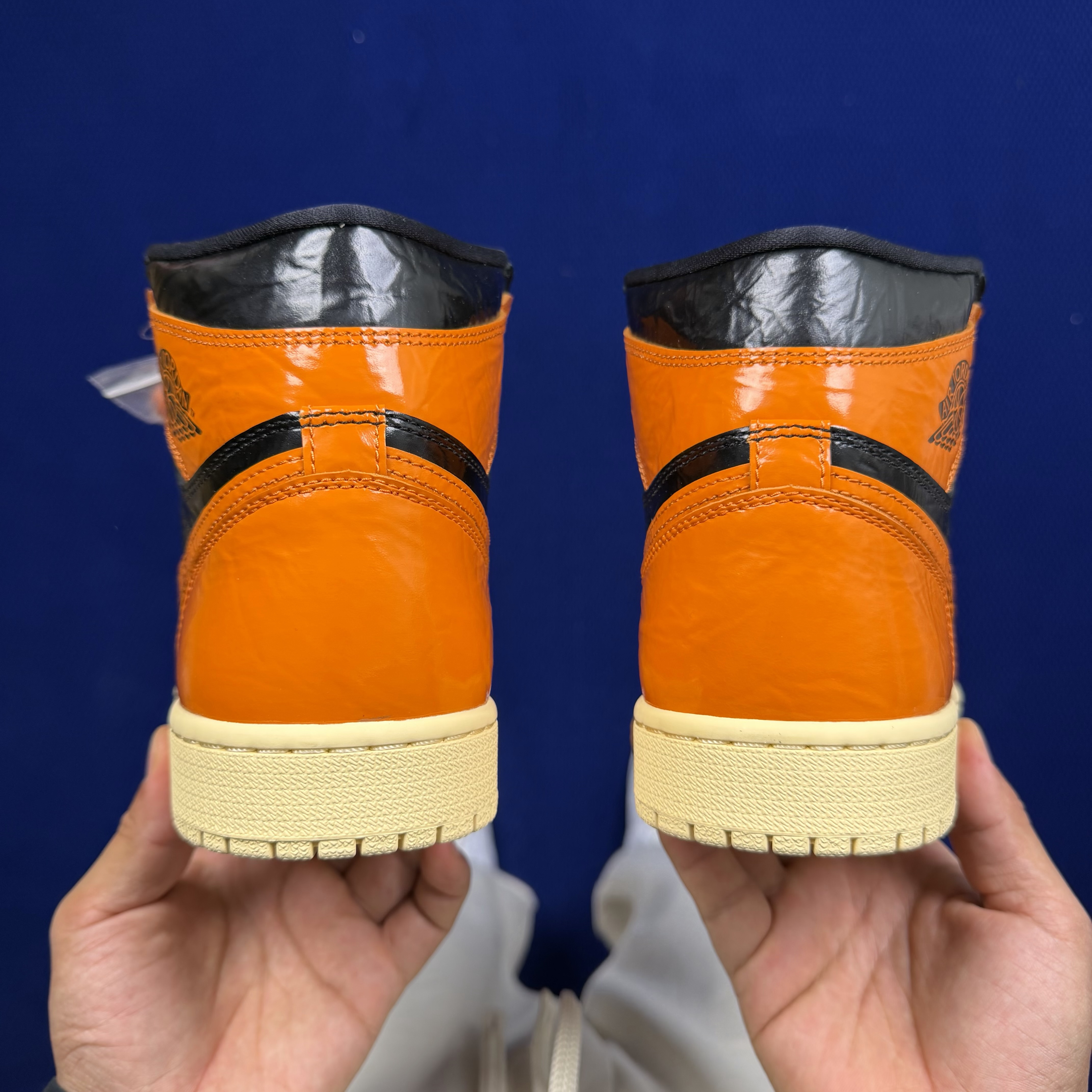 Nike Air Jordan 1 "Shattered Backboard 3.0" 555088-028