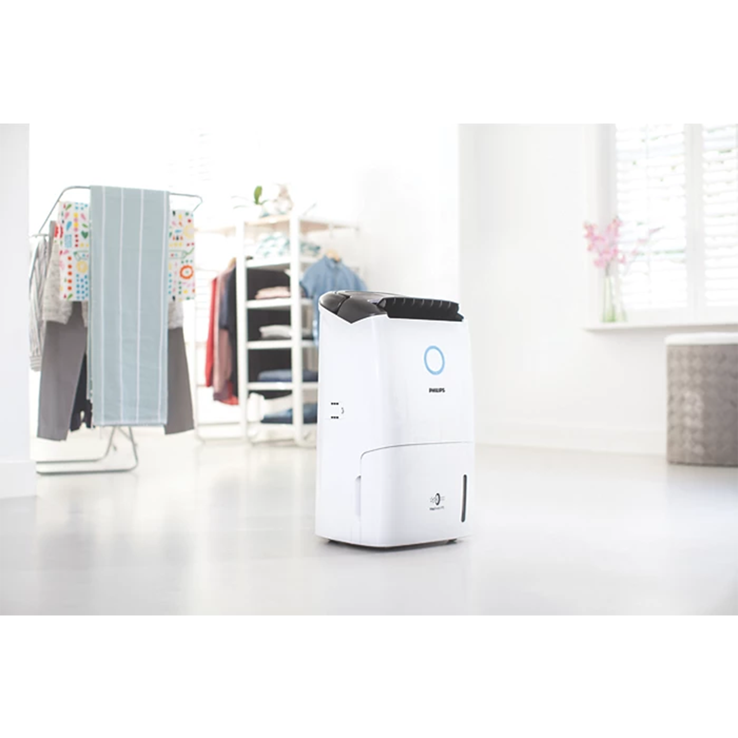 Philips 5000 Series 2-in-1 Air Purifier and Dehumidifier DE5205/30