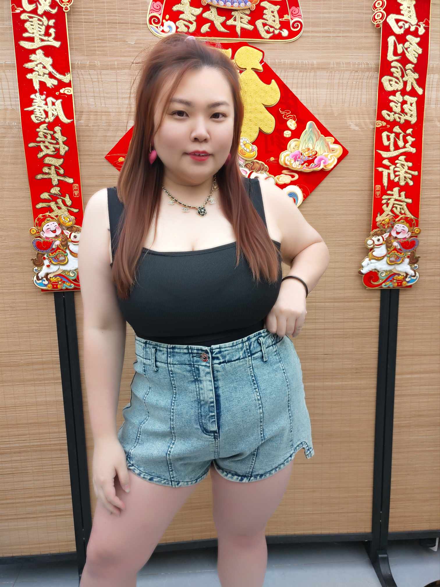 DDG16 1670(B16) 褶线圆脚设计牛仔短裤