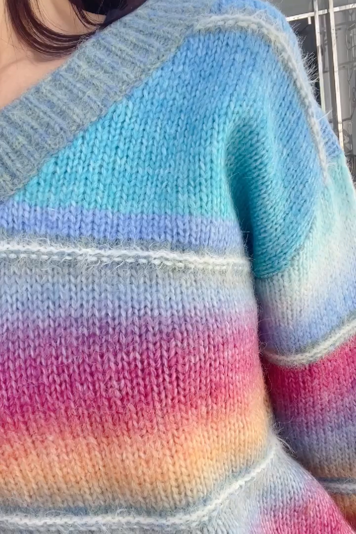 K5543 漸變色V領針織top