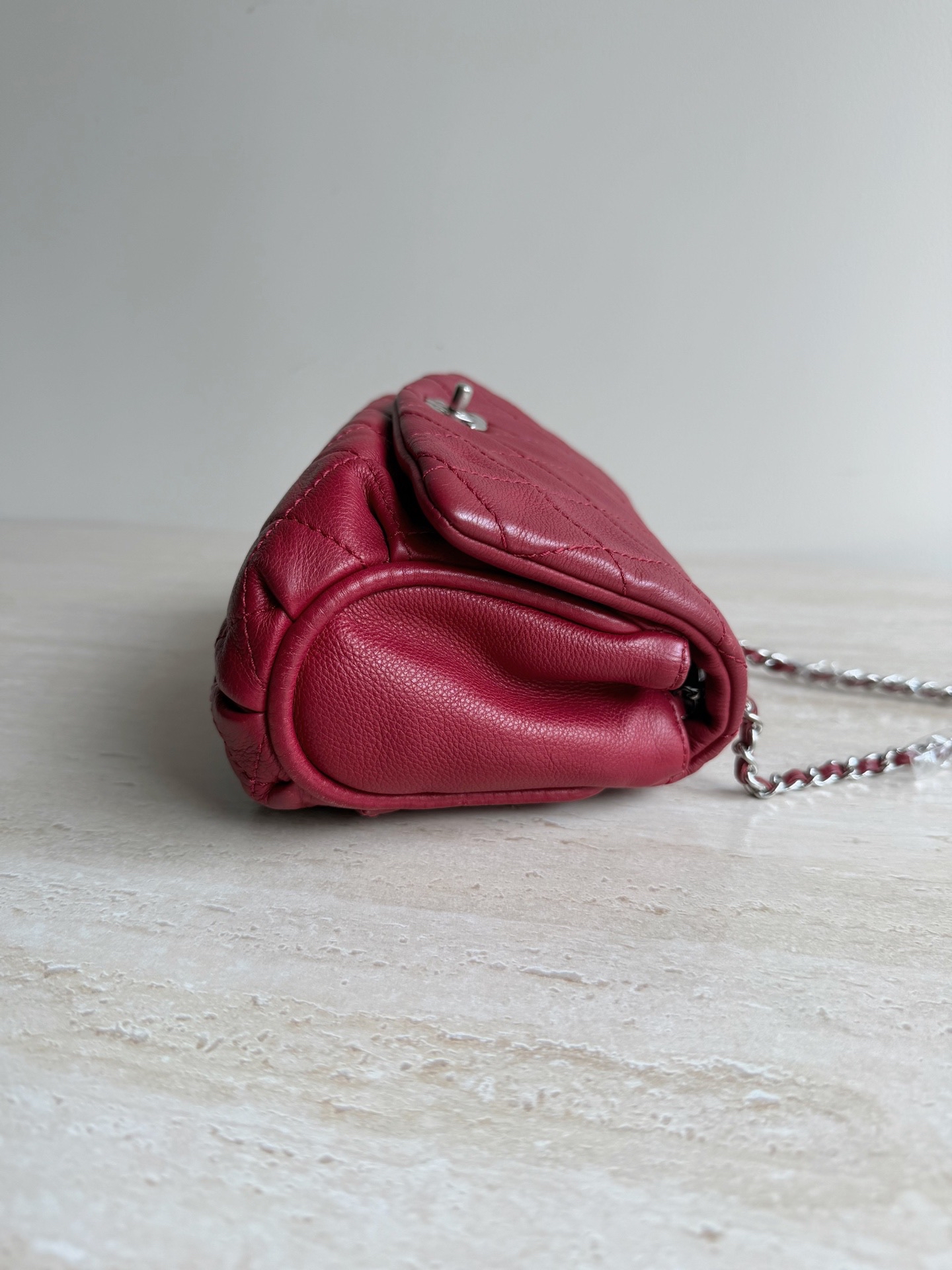 【預訂貨品】Chanel紅色菱格元寶包 