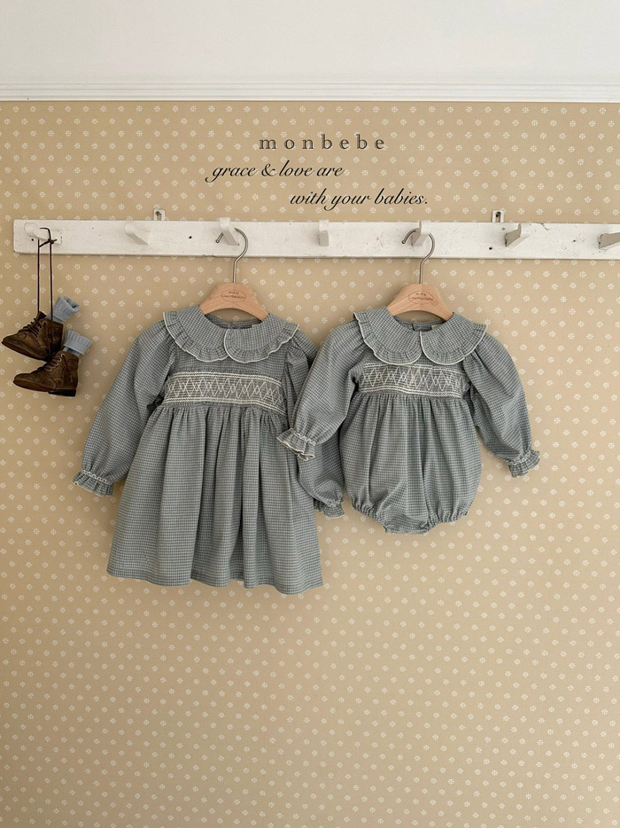 🇰🇷Monbebe one piece
