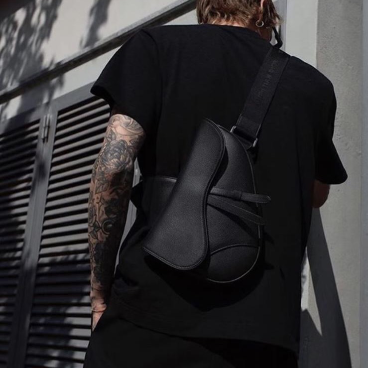 DIOR 🤍PRE OWNED Homme Saddle 黑色真皮馬鞍包 🖤