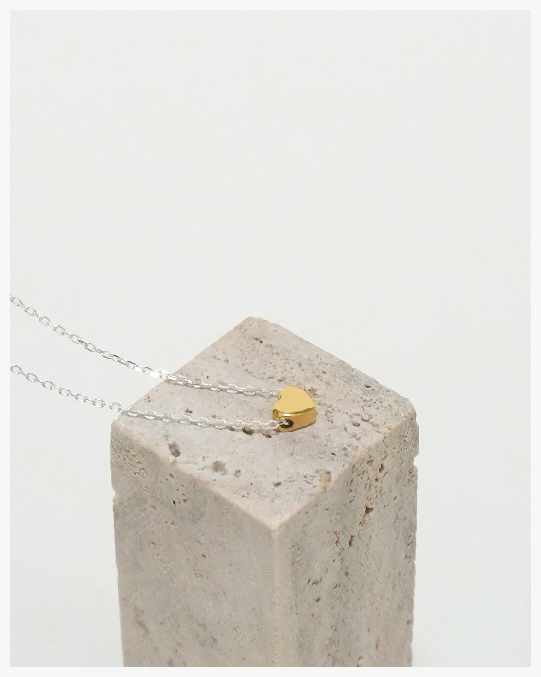 Urban Tiny Heart Necklace