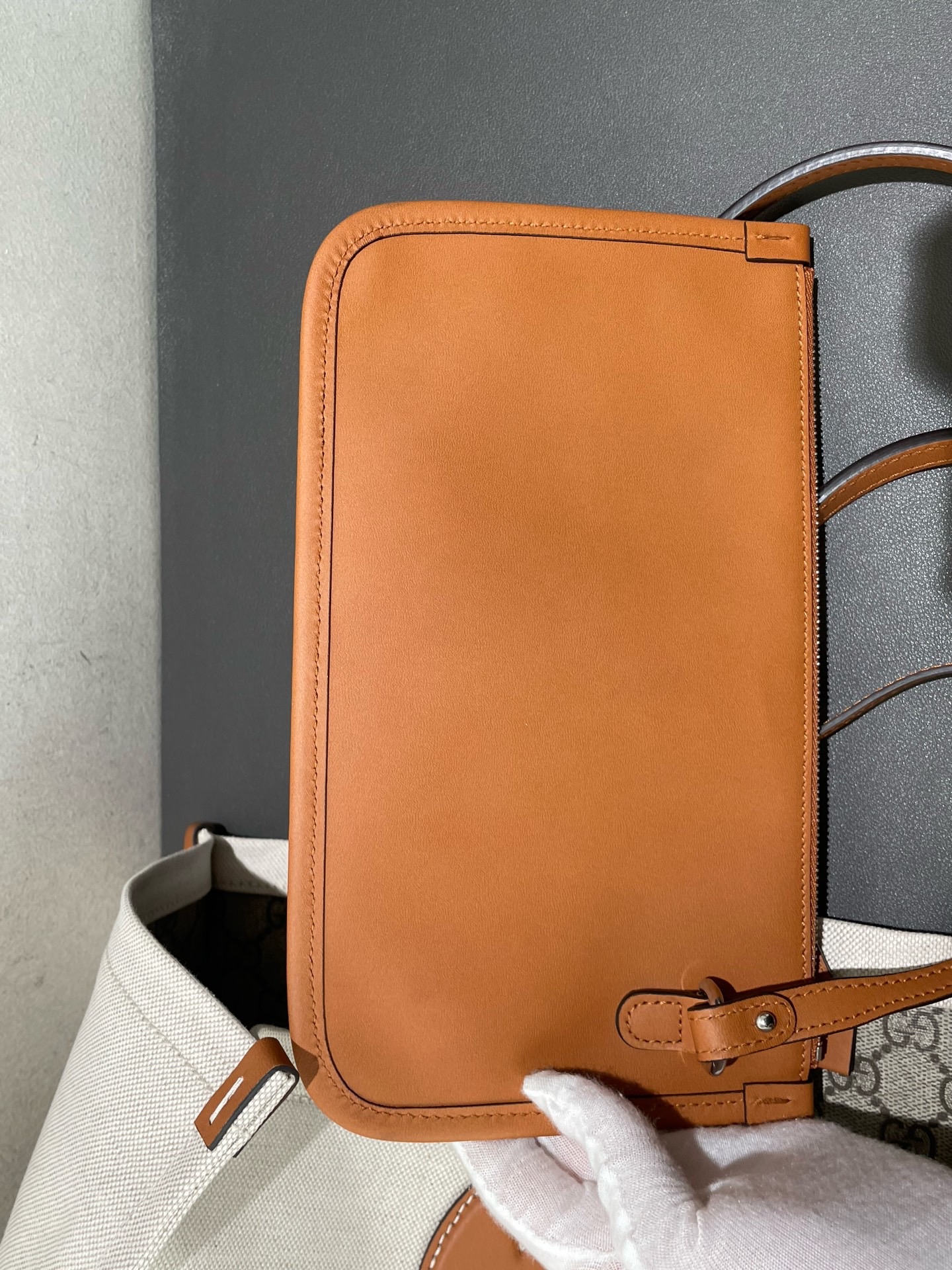 ［預訂貨品］GUCCI米白色帆布雙面tote bag