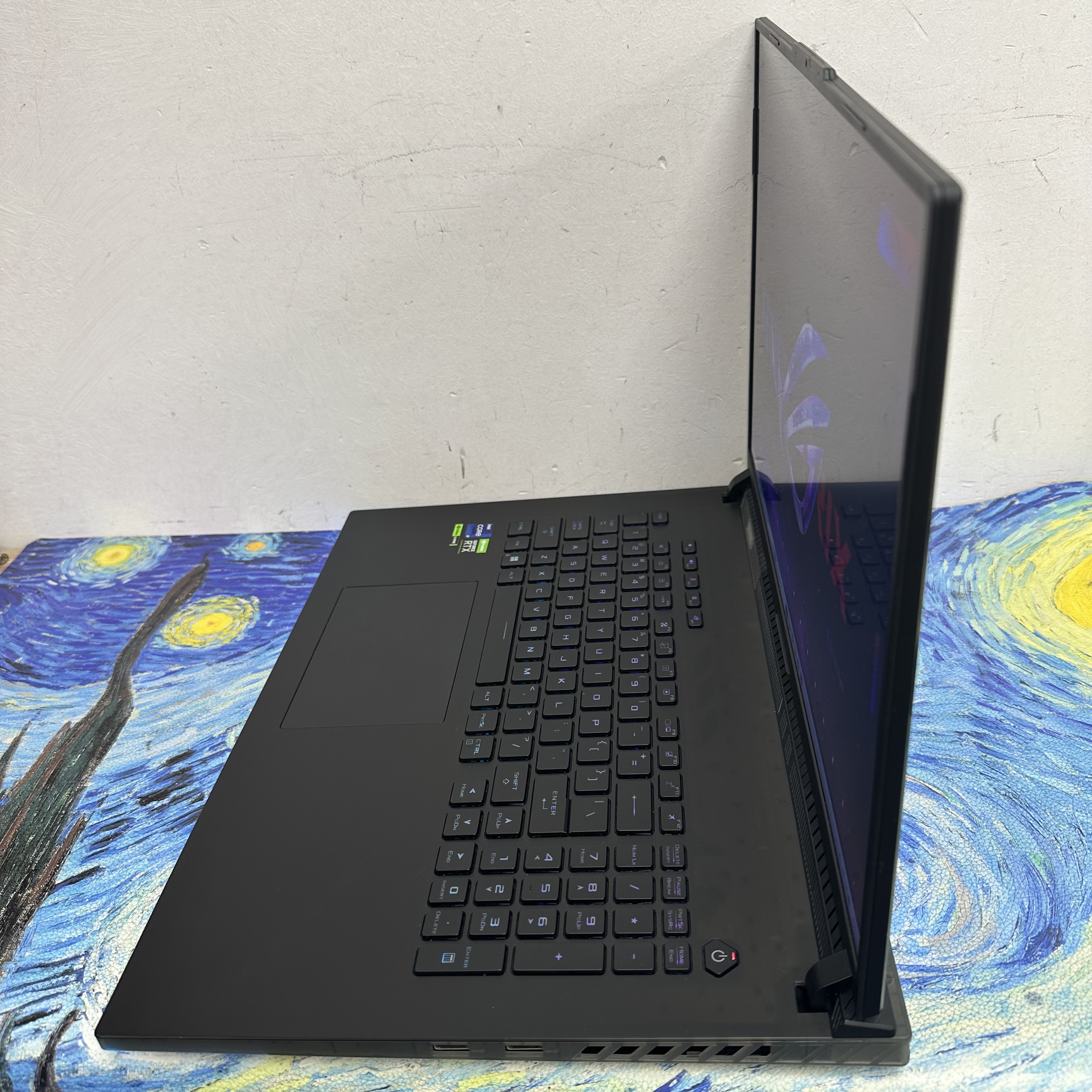 （頂級18寸 RTX4090華碩ROG Strix Scar🔥電競機)ASUS ROG i9-13980HX/64GB Ram/2TB SSD/RTX 4090 16GB獨立顯示卡/240Hz 2.5K Mon/18寸 Mon/ Gaming Laptop / Gaming Notebook / Movie / PC Gaming / GTA / 