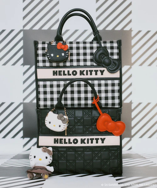 日本預訂📍日本VIS x Hello Kitty別注系列 - 格紋手袋連鏡子吊飾 不包郵