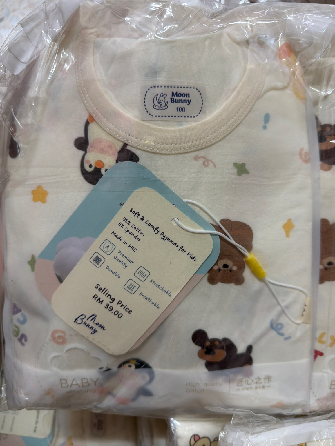 57102101 | CUTE PENGUIN & FRIENDS