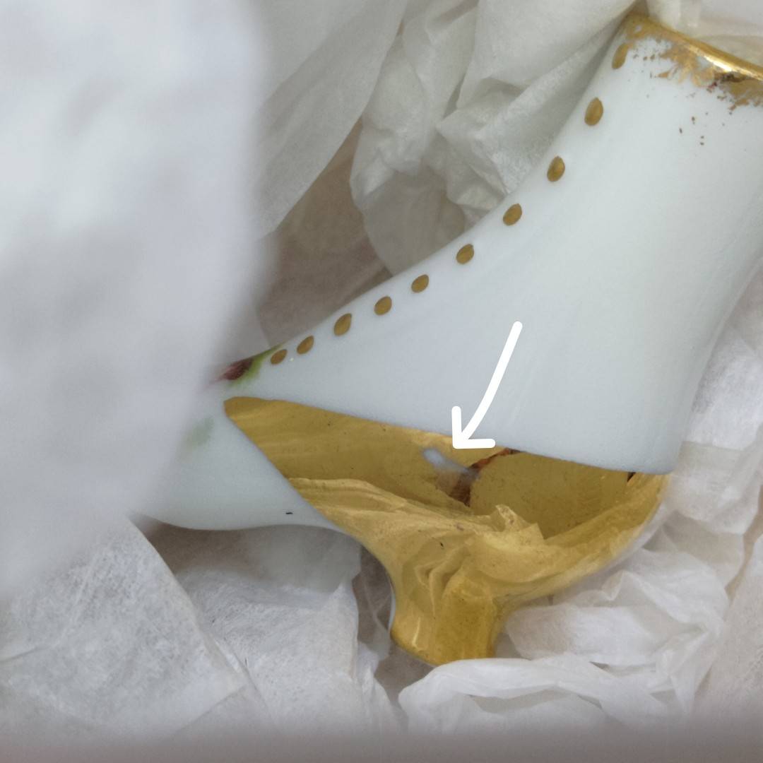 Vintage Mid-Century French Limoges White Porcelain Romantic Courting couple Miniature -  Boot (MT1984)