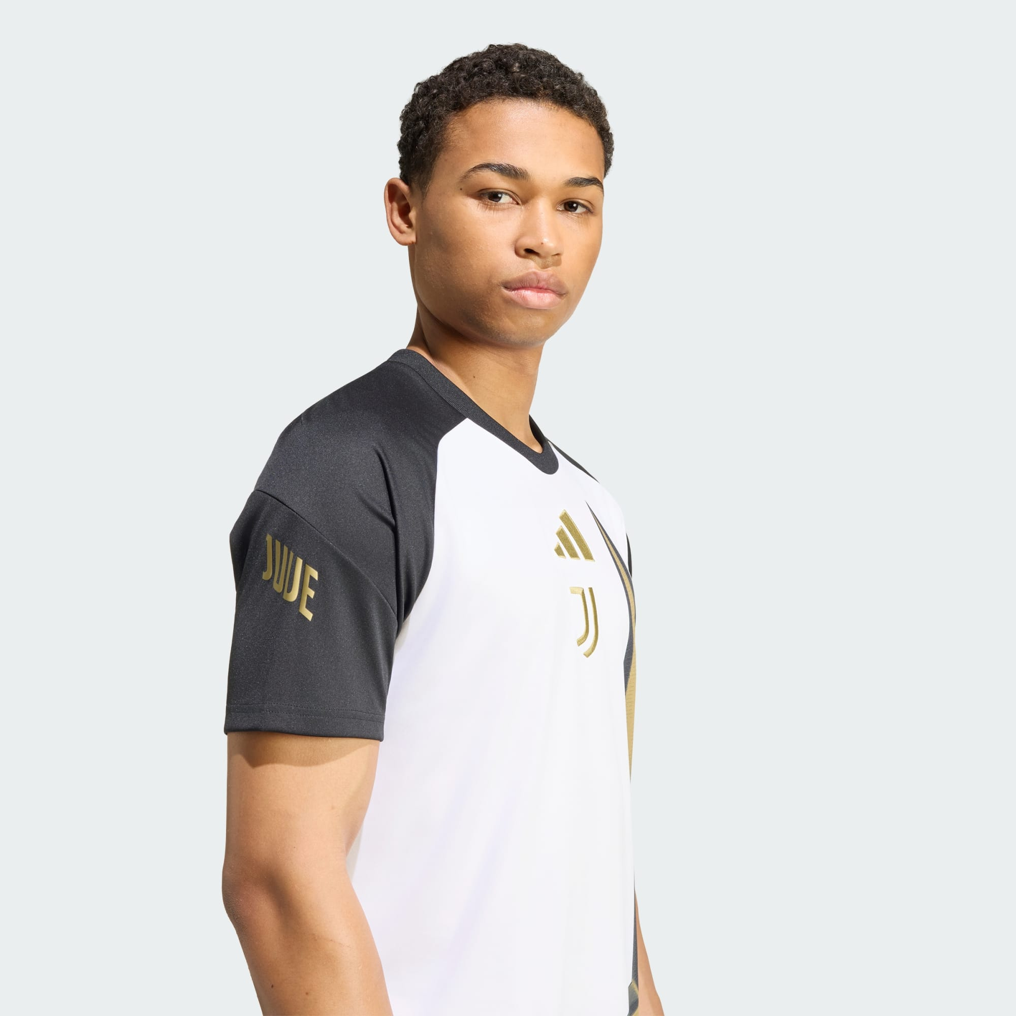 Adidas Juventus 祖雲達斯 2026-27 賽前熱身訓練球衣 KG4511
