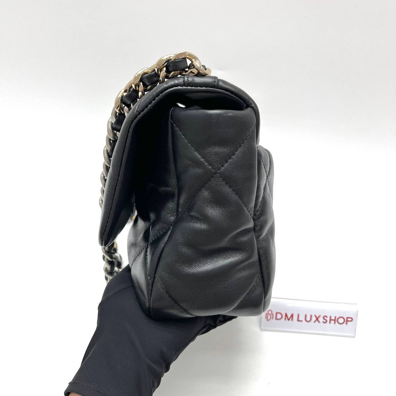 Chanel Black 19 Small SHW (Microchip)