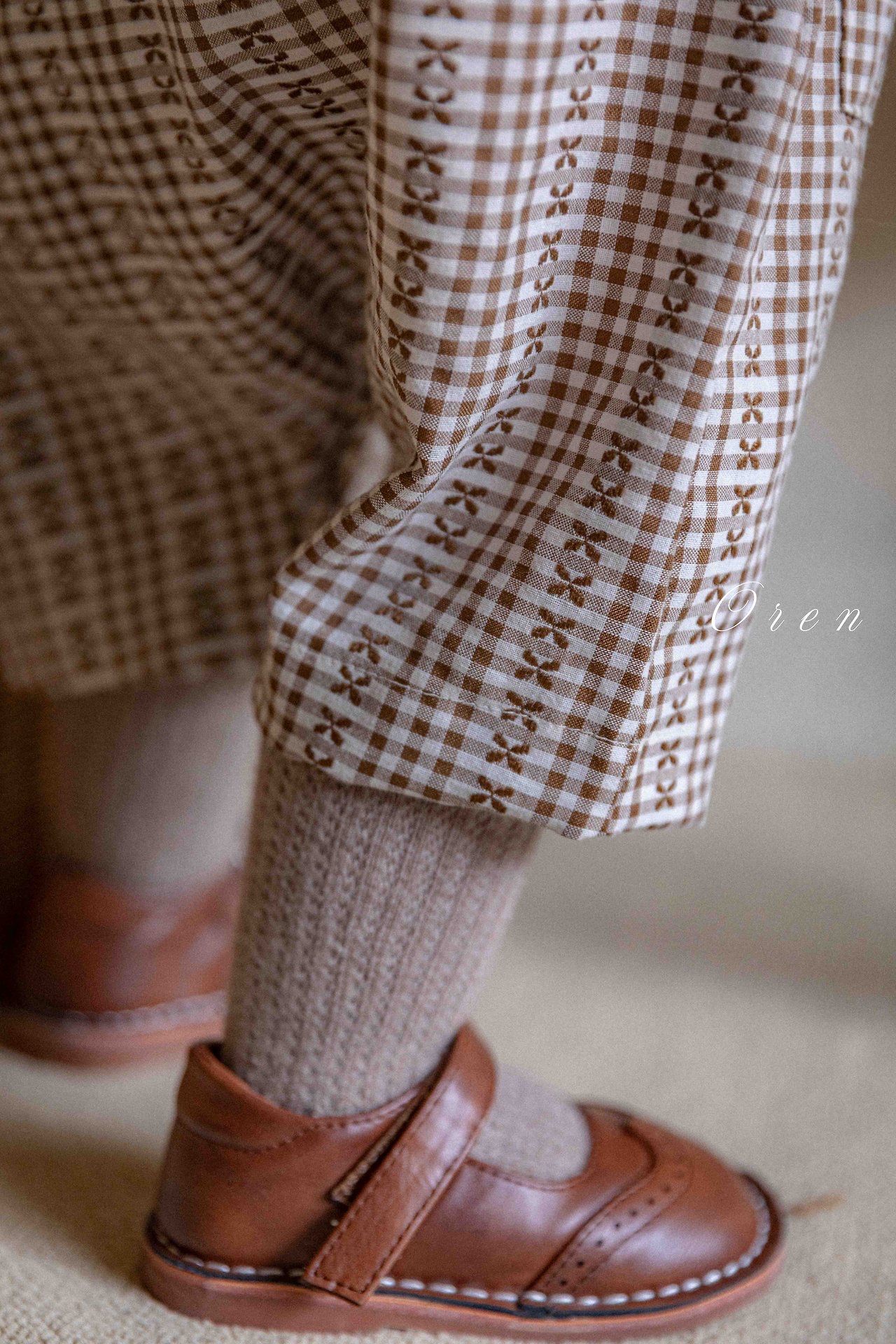 ☀️預訂 韓國直送☀️🇰🇷Oren Camille 棕色提花背心連身服/漁夫帽