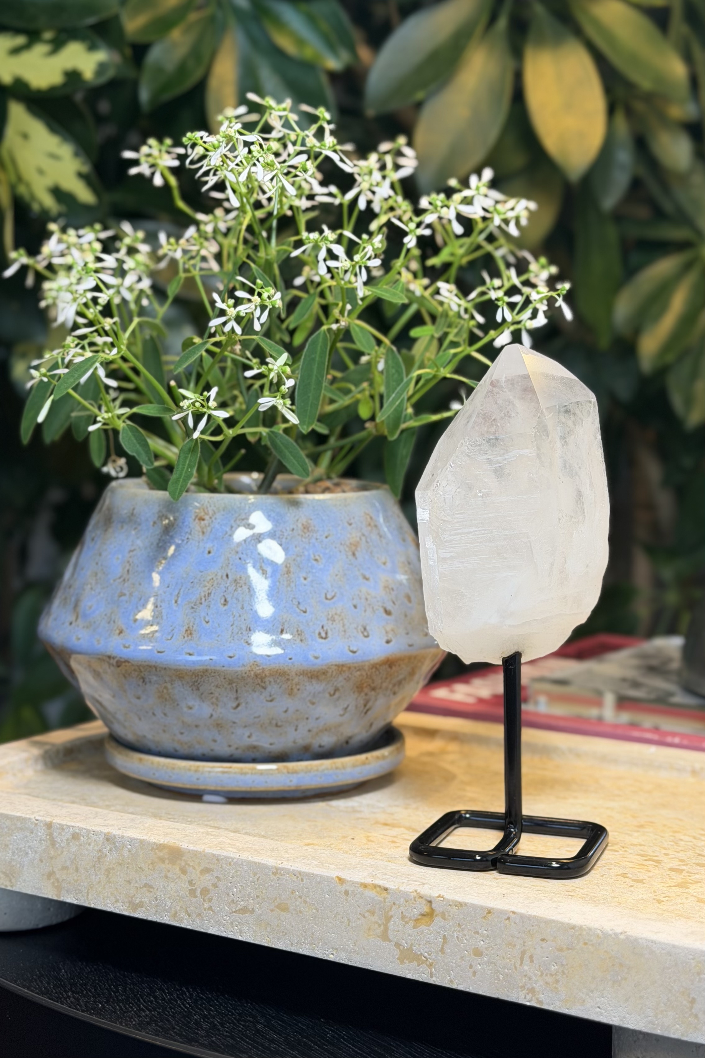  ༒14.2cm白水晶塔尖 連托架擺設༒ CQ.7093H89G2st-RA30*A51