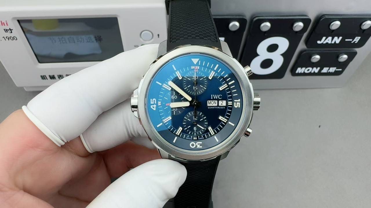 IWC 万国海洋计时雅克·伊夫·库斯托探险计时腕表