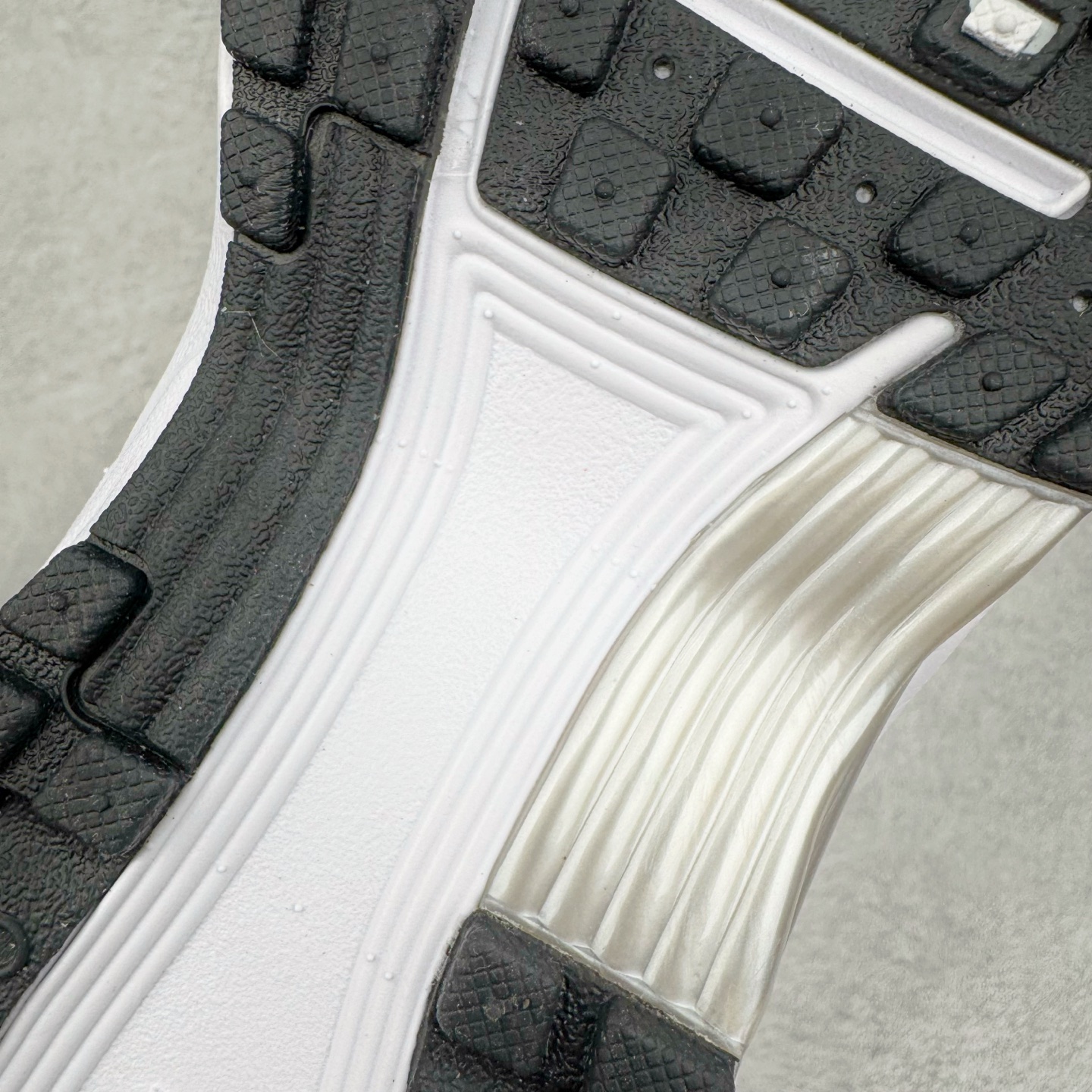 Nike P-6000 CD6404-107 