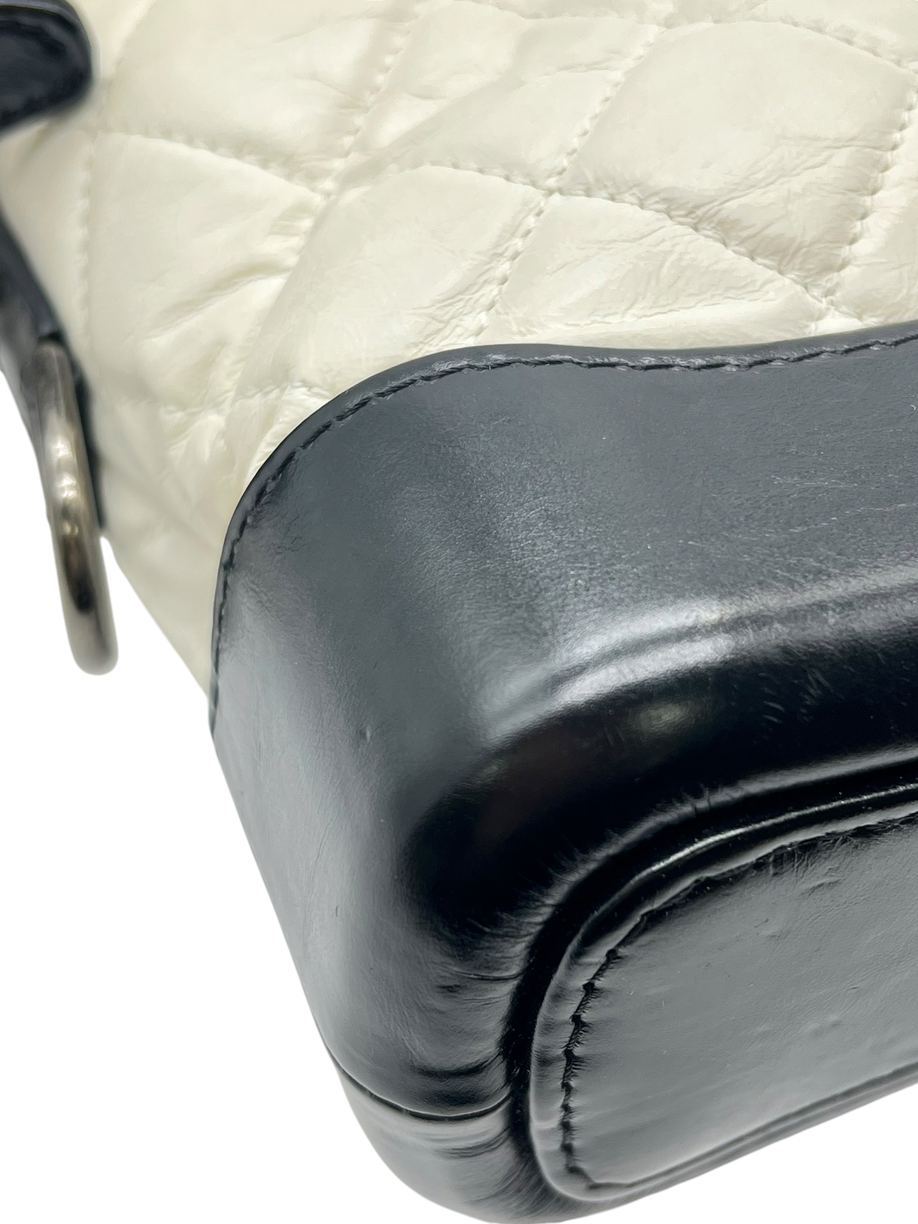 Pre-Owned CHANEL Gabrielle Small Quilted Calfskin Leather Hobo Bag / Product Code: 26052906