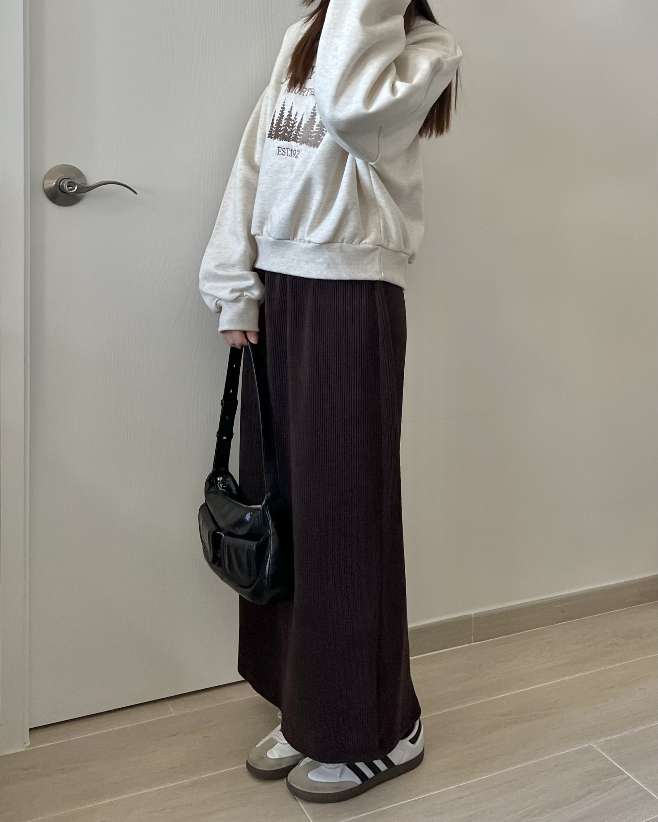 刺繡樹林衛衣 現貨