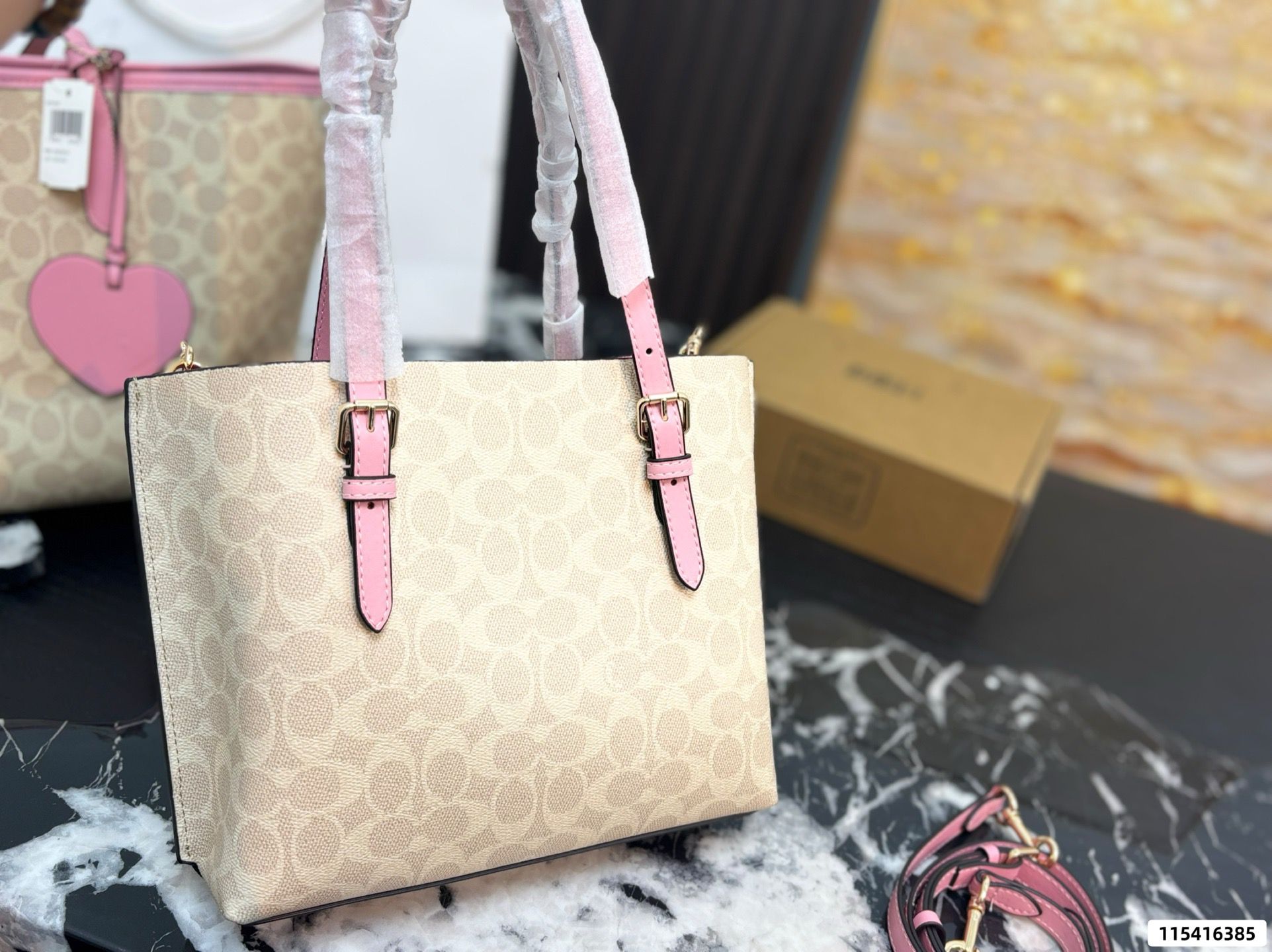 COACH  Mollie 25托特包