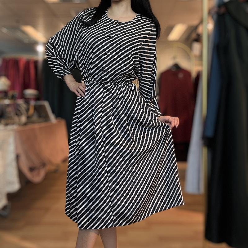 Vintage Black and White Striped Dress (MT2260)