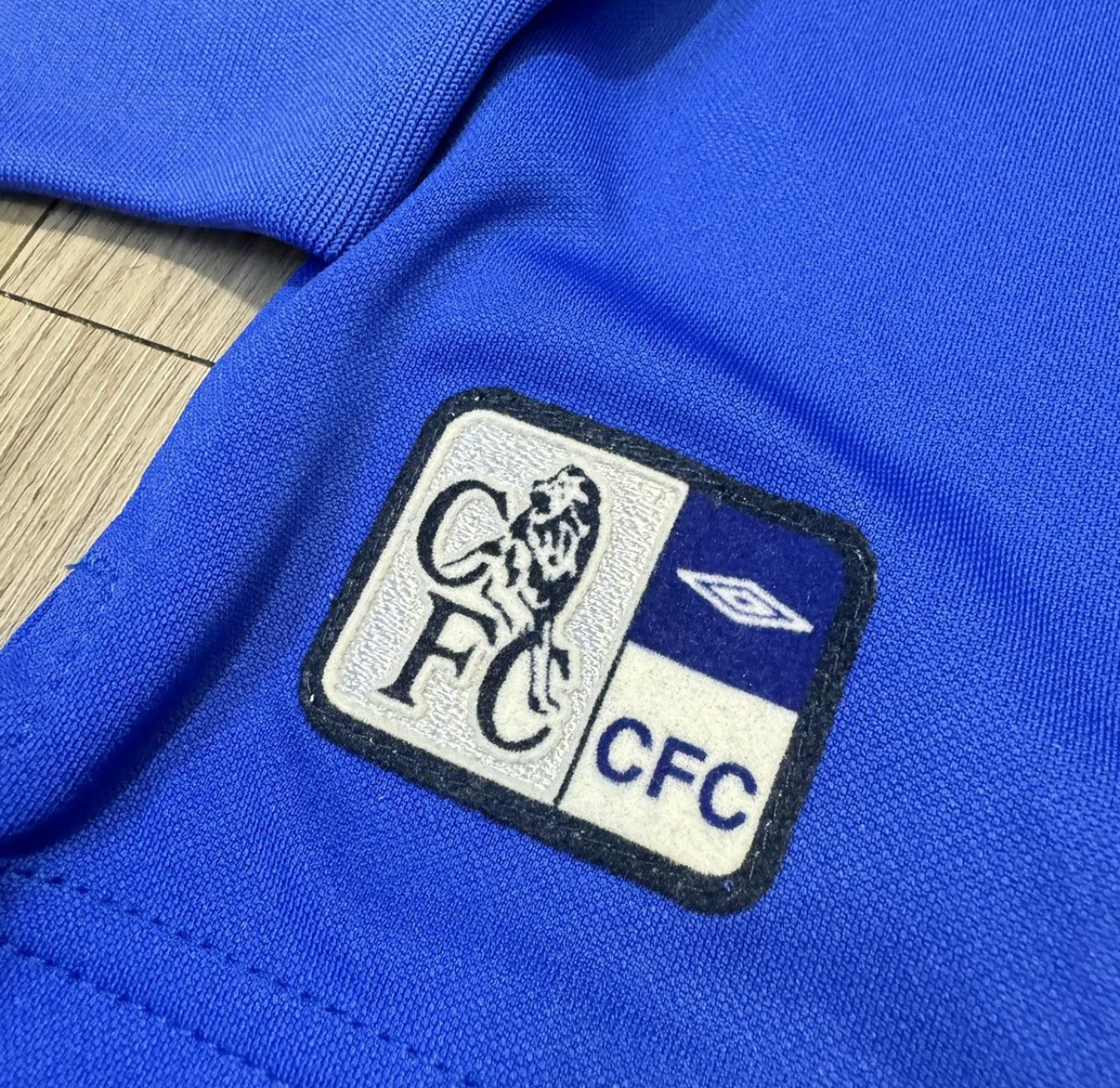 Chelsea 2000s training sweater (bnwt)