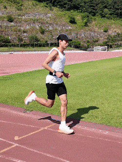 【預訂】 rnrn Podium Belt