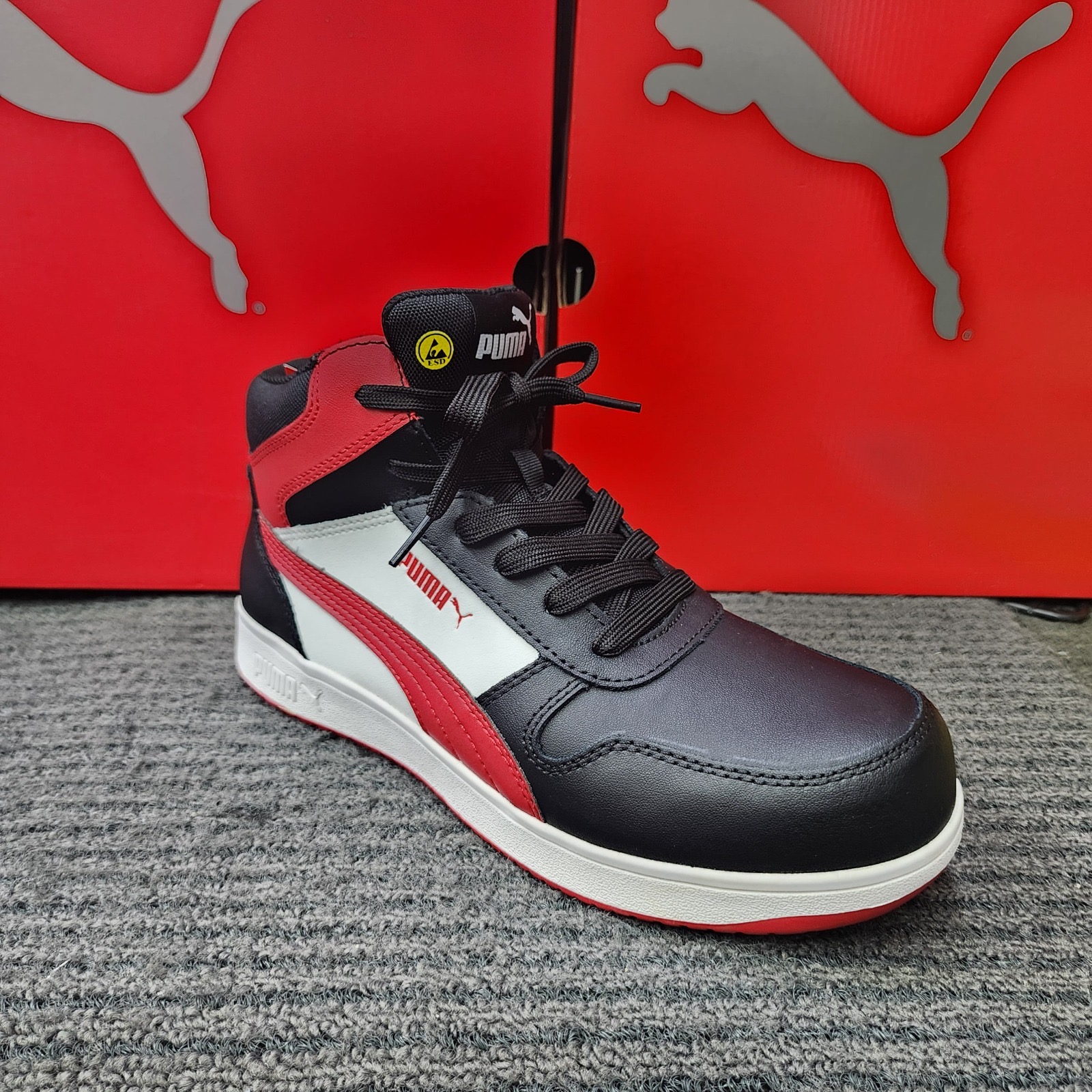 PUMA Safety Shoes 63.005.0 FRONTCOURT Sport Mid Cut Basketball style Lightweight