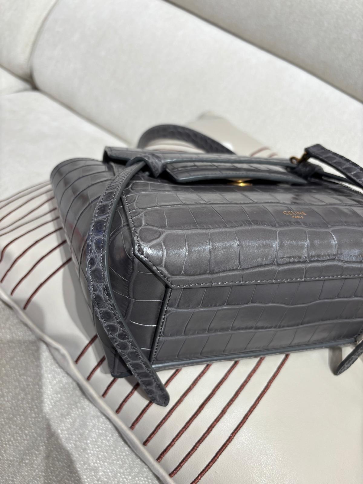 Celine Nano Belt Bag 2 Way Bag 深灰壓鱷魚紋牛皮金扣 100%Authentic,95%new✅dust bag 