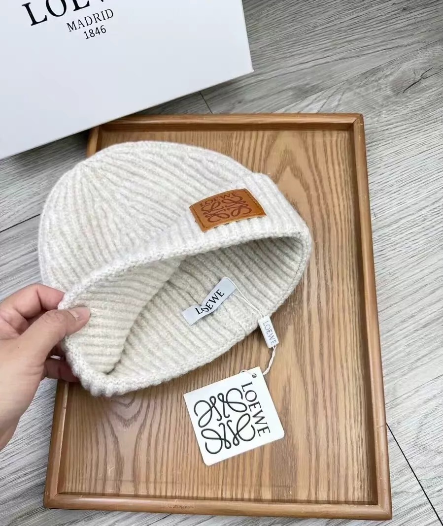 【原單】LOEWE Beanie in Wool 皮標logo針織帽