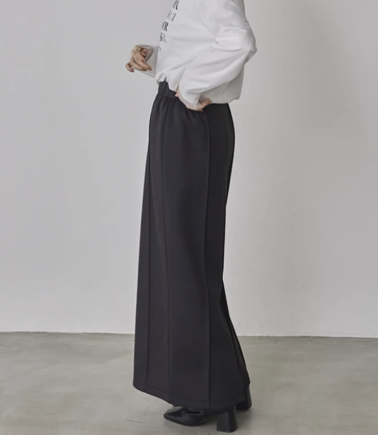 優雅細褶長裙 - 2026 流行穿搭  優雅長裙 春夏時尚穿搭 柔軟舒適 成人休閒 日常穿搭 易於配搭 日本直送   #JP-I-260015