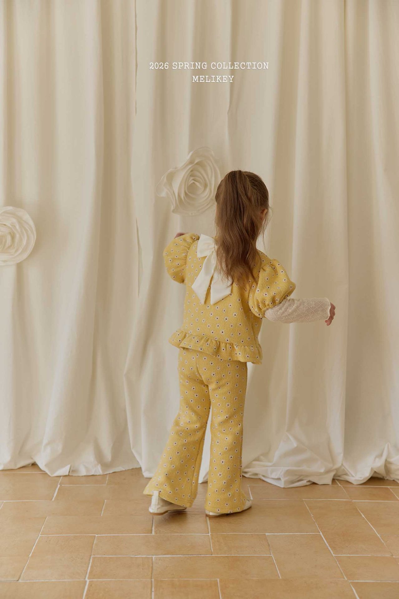 花花 Top (內搭需另配) / 花花長褲 / 蝴蝶結扣針