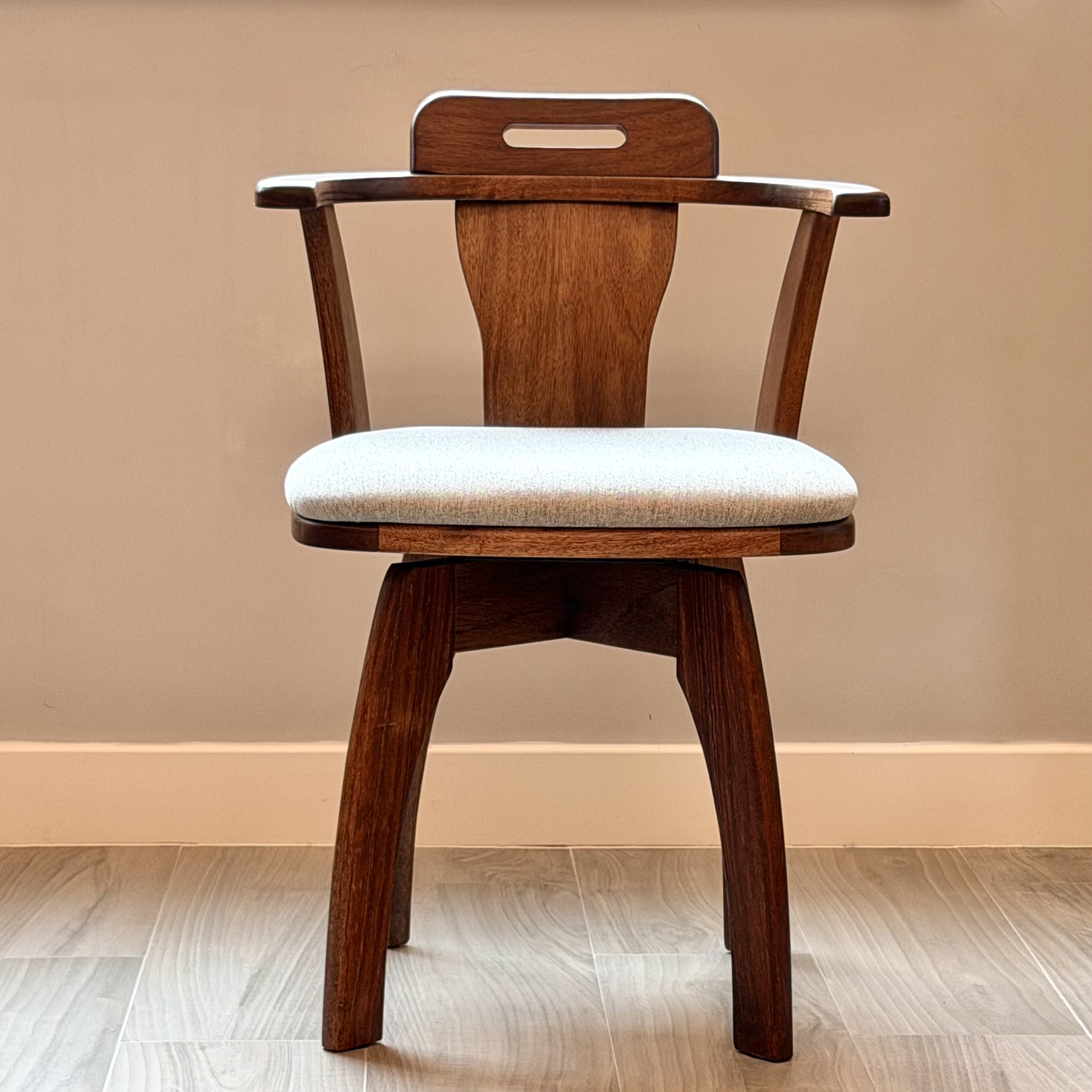 新品推介 COUNTRY  Swivel Chair