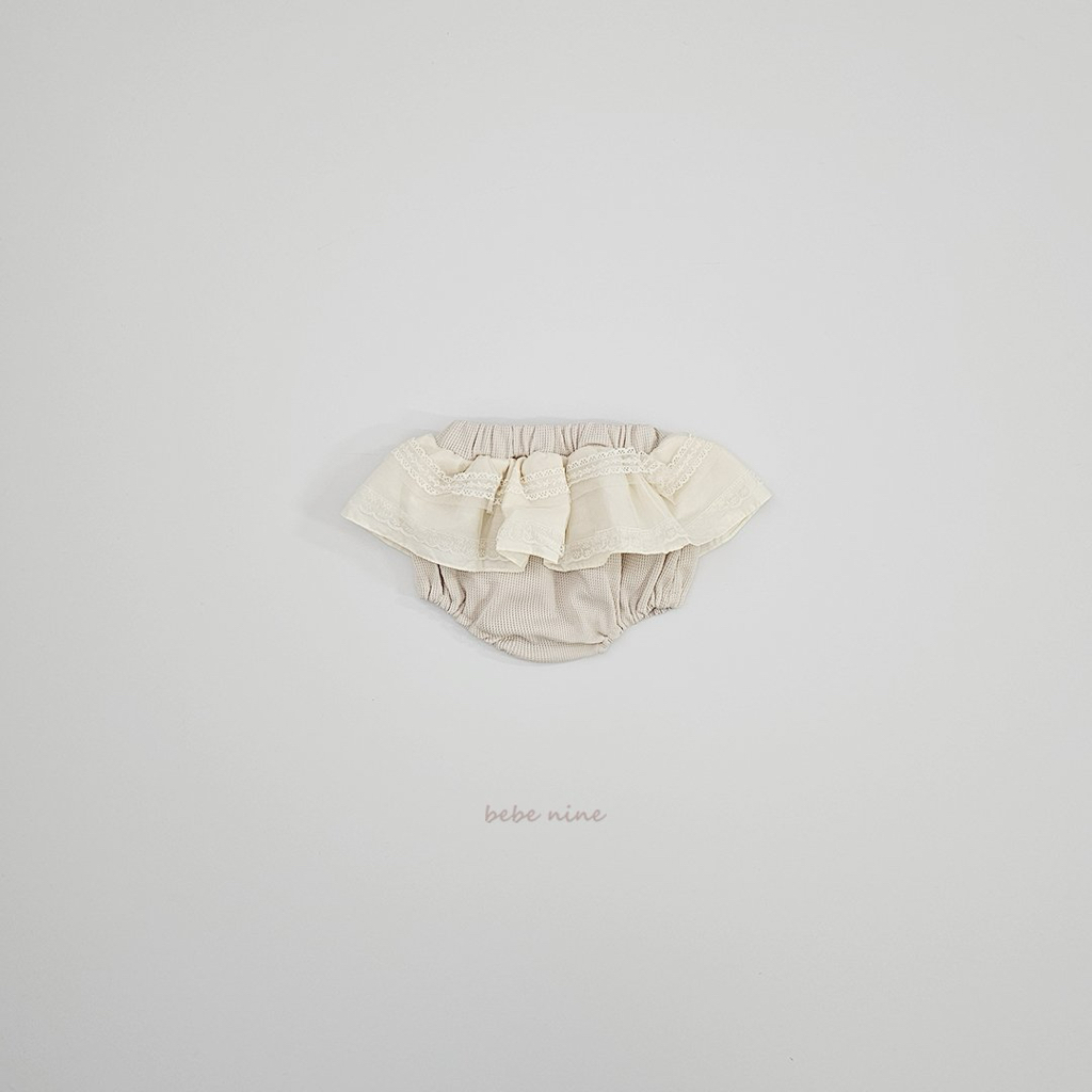 🌸預訂 韓國直送🌸🇰🇷Bebenine兩色蕾絲層疊裙擺燈籠褲