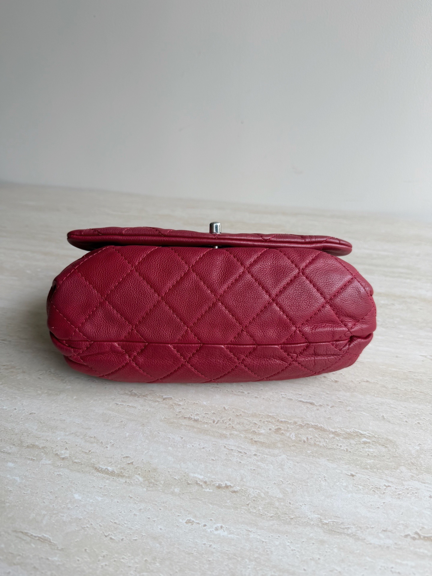 【預訂貨品】Chanel紅色菱格元寶包 