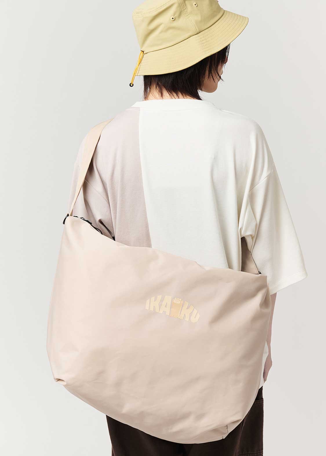 📦訂購 日本限定 YAKPAK x graniph IKAKU Red Panda 小熊貓 單肩包