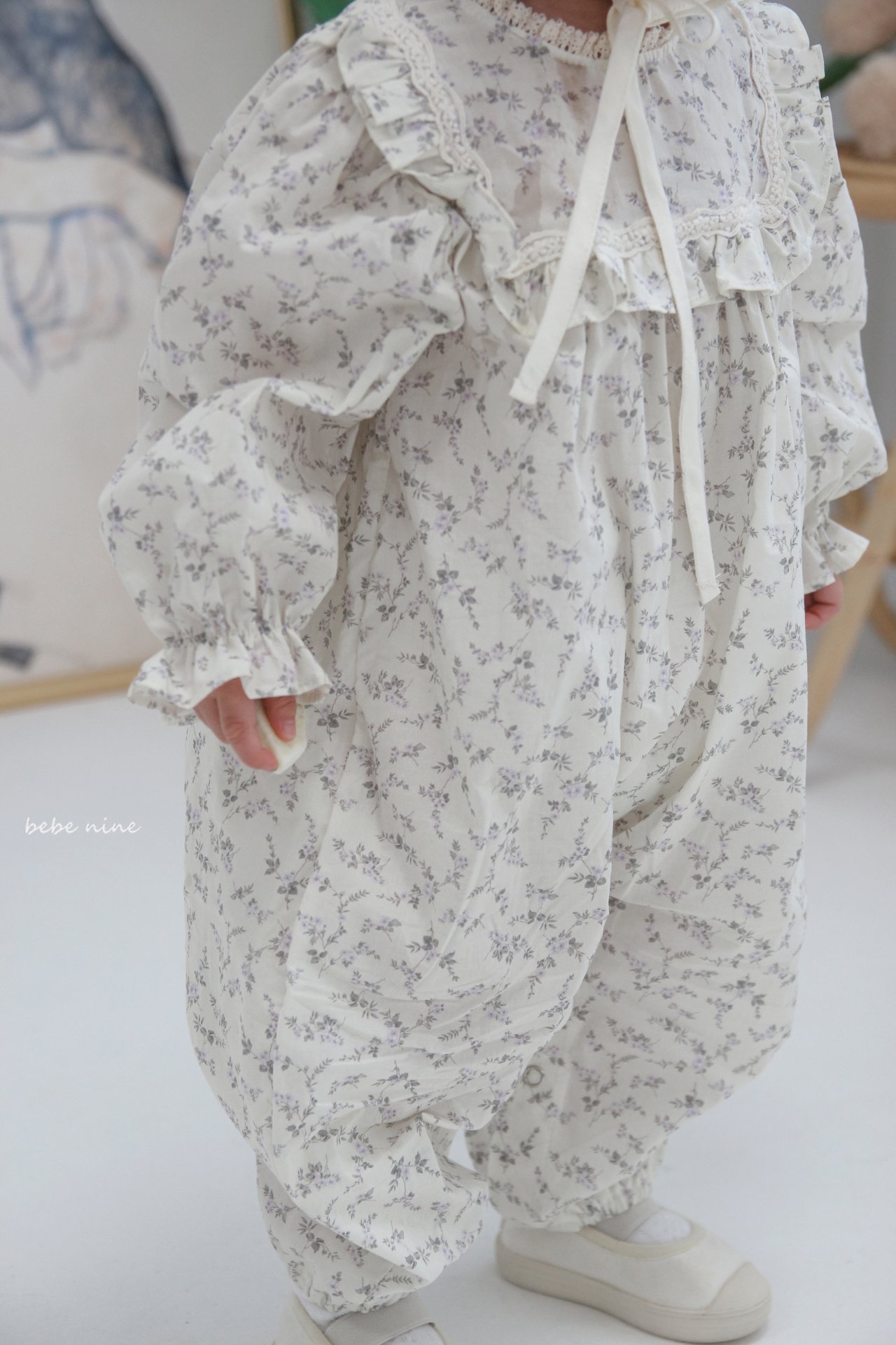 🌸預訂 韓國直送🌸🇰🇷Bebenine兩色碎花蕾絲荷葉邊方領寬鬆長袖連身服