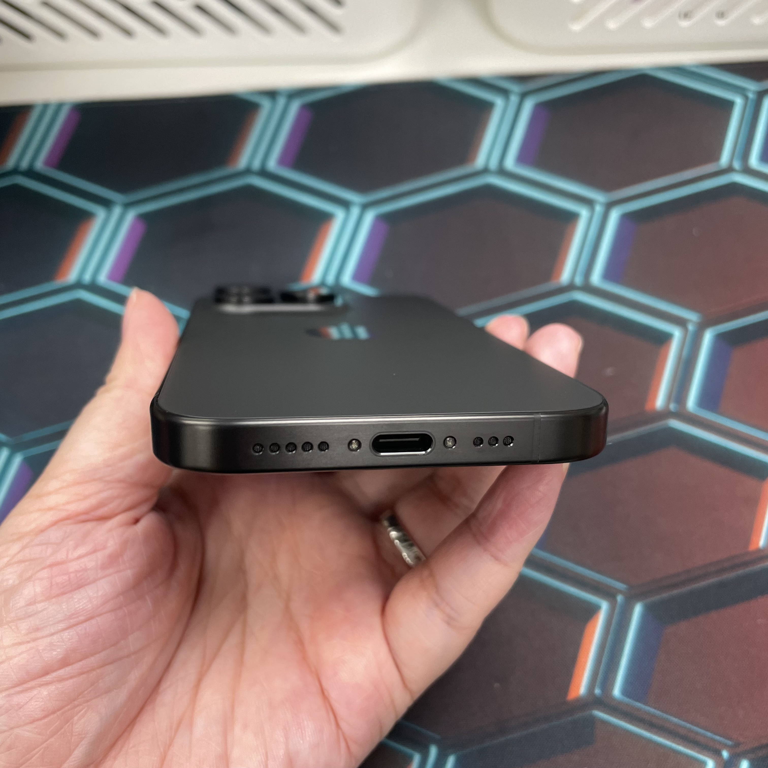 *6336 15 pro 完美機 128GB 電100 黑色 black