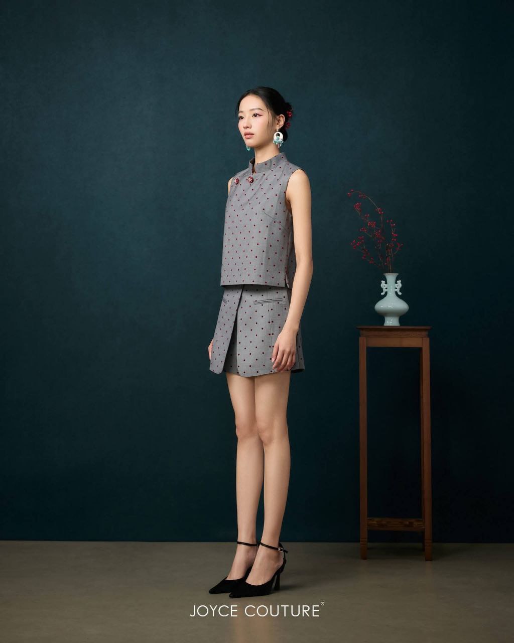 串珠纽扣立领上衣 T0180