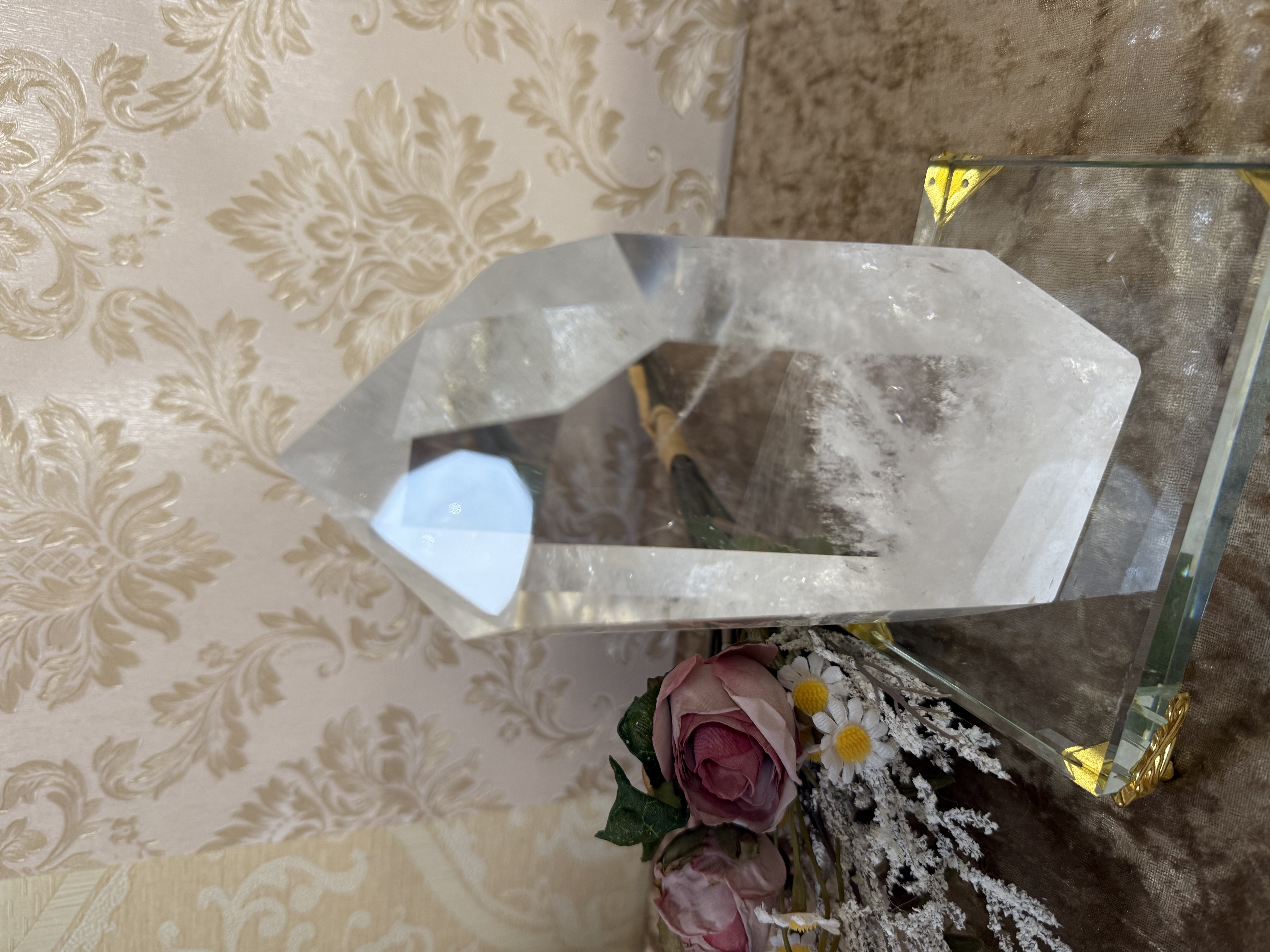 巴西清澈透亮白水晶柱