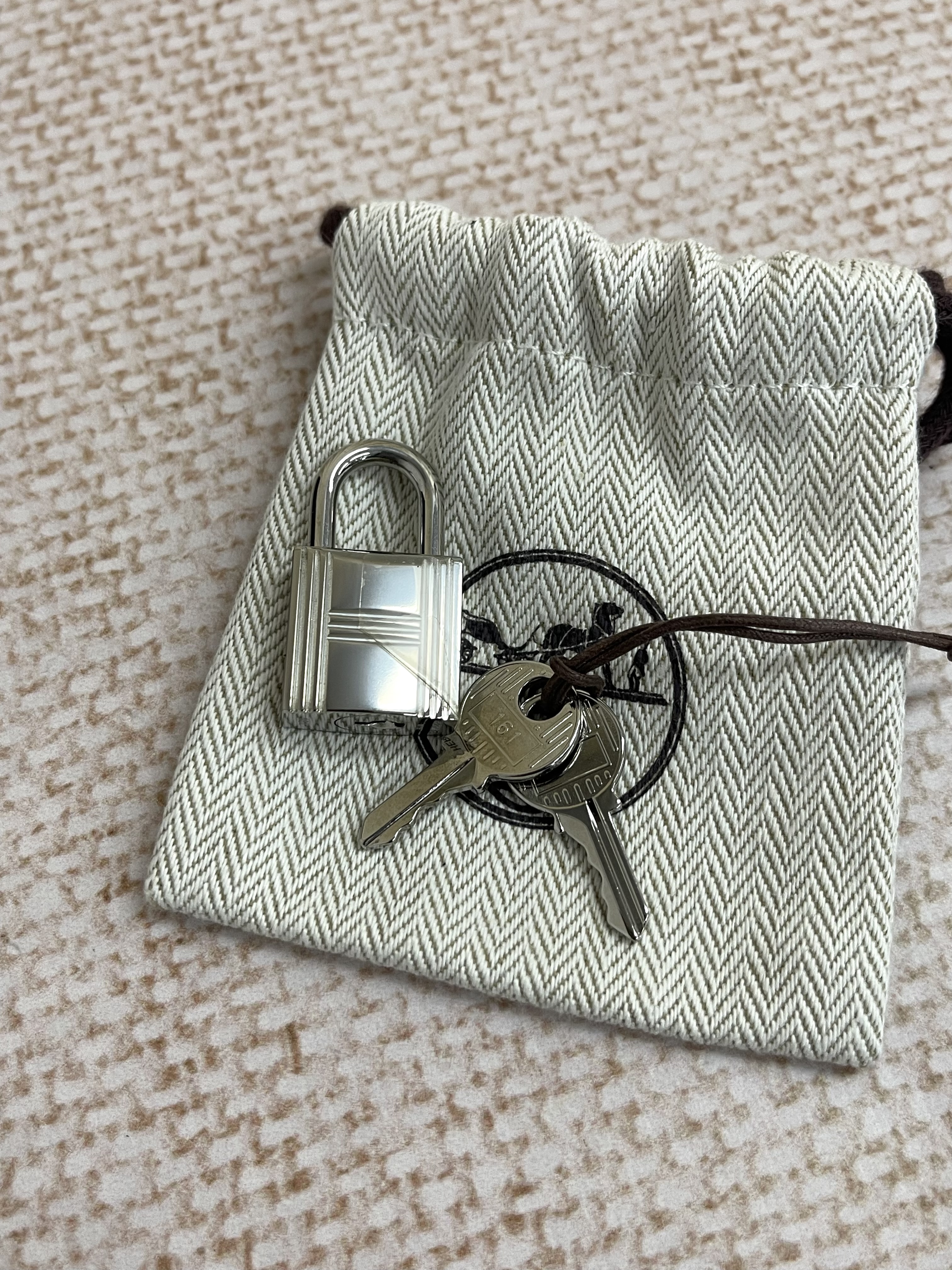 Pre-owned Hermes P18/ Stamp D/ Product Code: 26031706