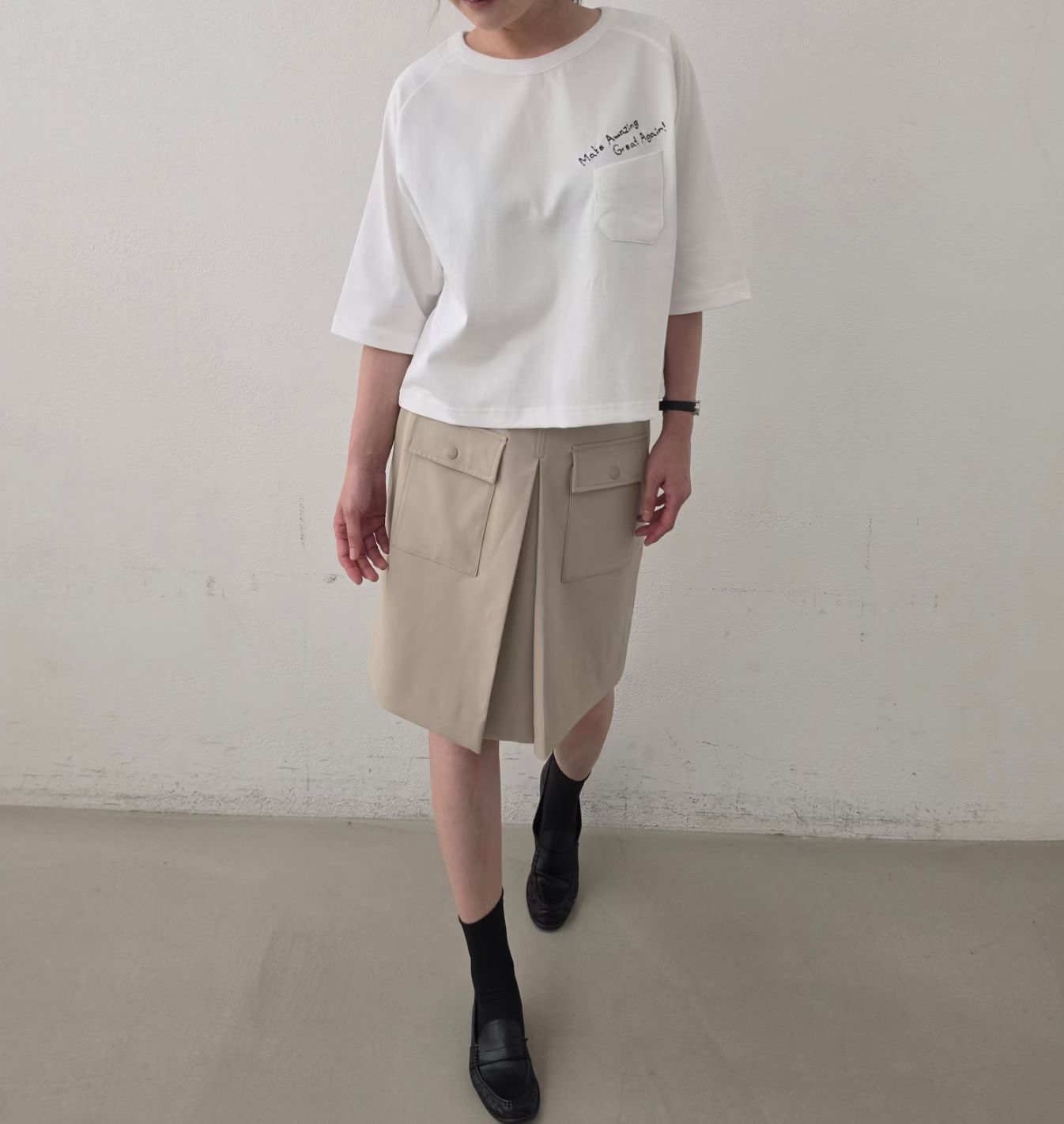 繡花袋口挺棉Tee