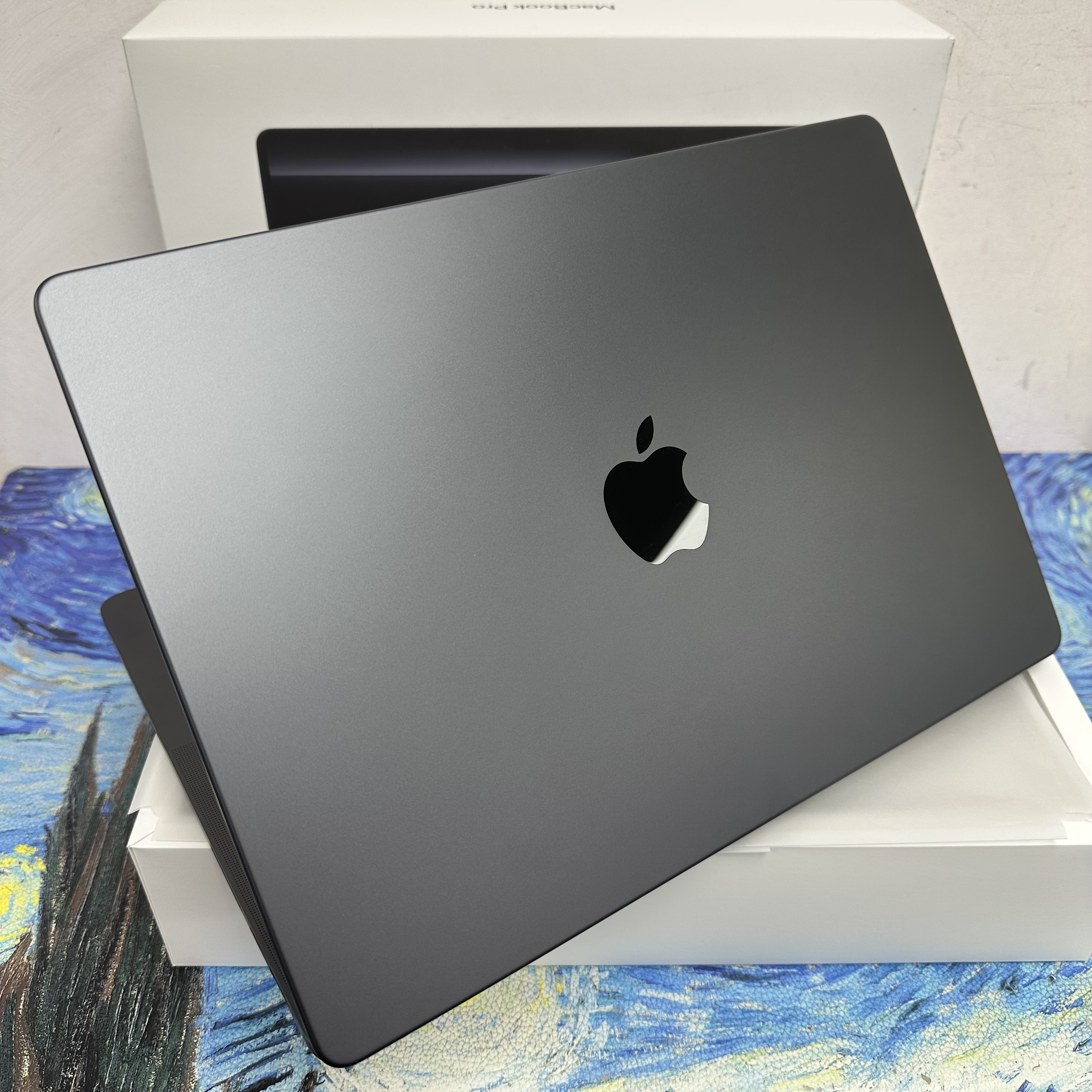 #5986 全新質素 Apple MacBookPro M4 2024 M4 CPU/16GB Ram/512GB SSD/10核心GPU/Liquid Retina XDR Mon/14吋/黑色 / IOS / Movie / Netflix / YouTube / Work / office/ Ai / 
