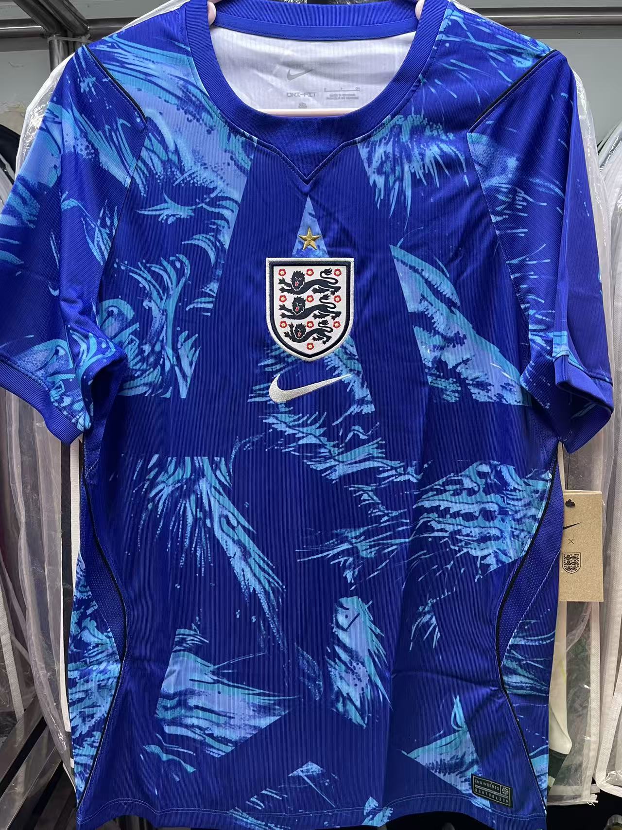 2026 England Home GK Shirt "BNWT"
