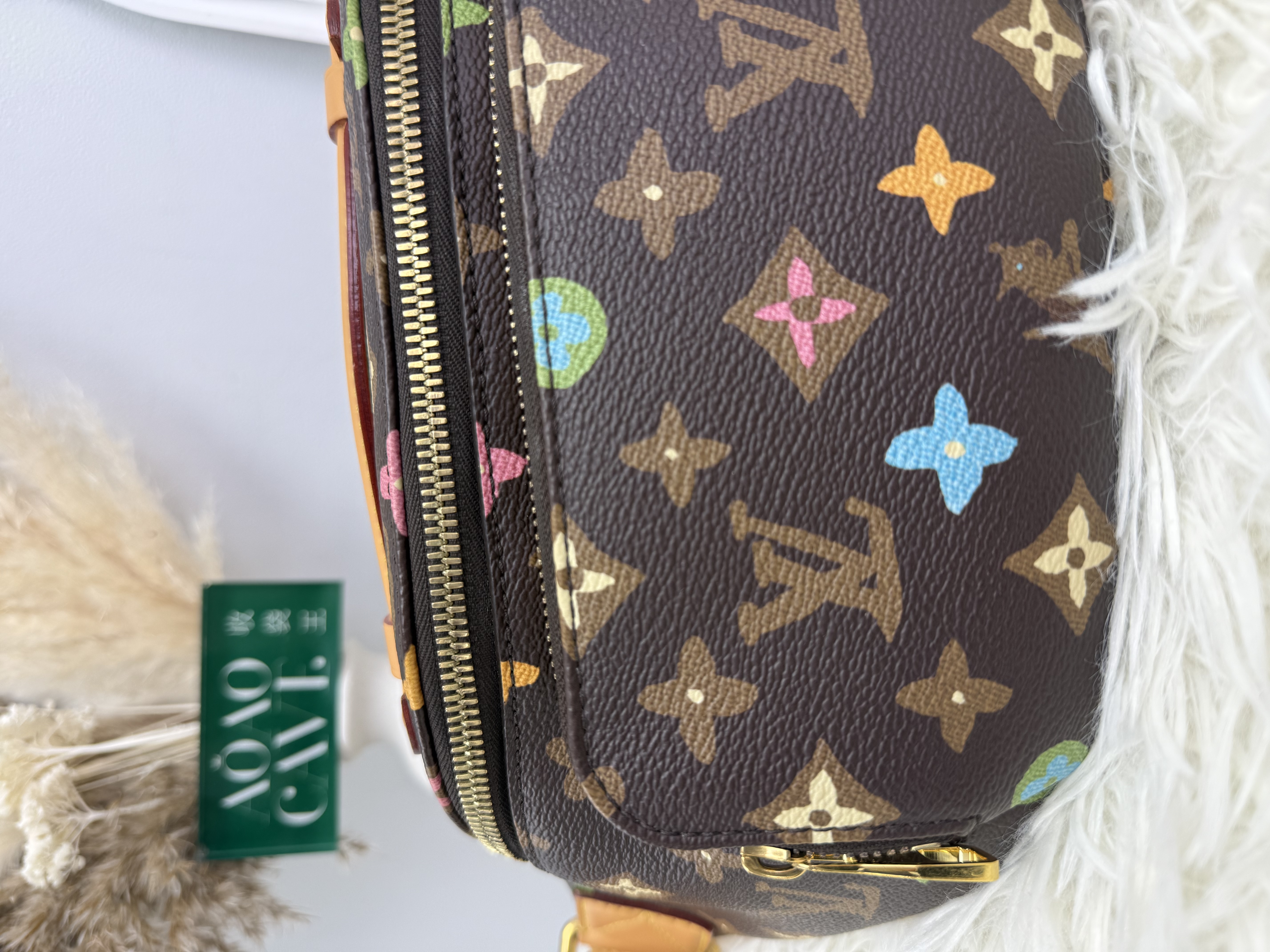 Lv❣️ PRE OWNED 🛍️ Tyler聯名款心口包 手繪彩色老花塗鴉🤎 