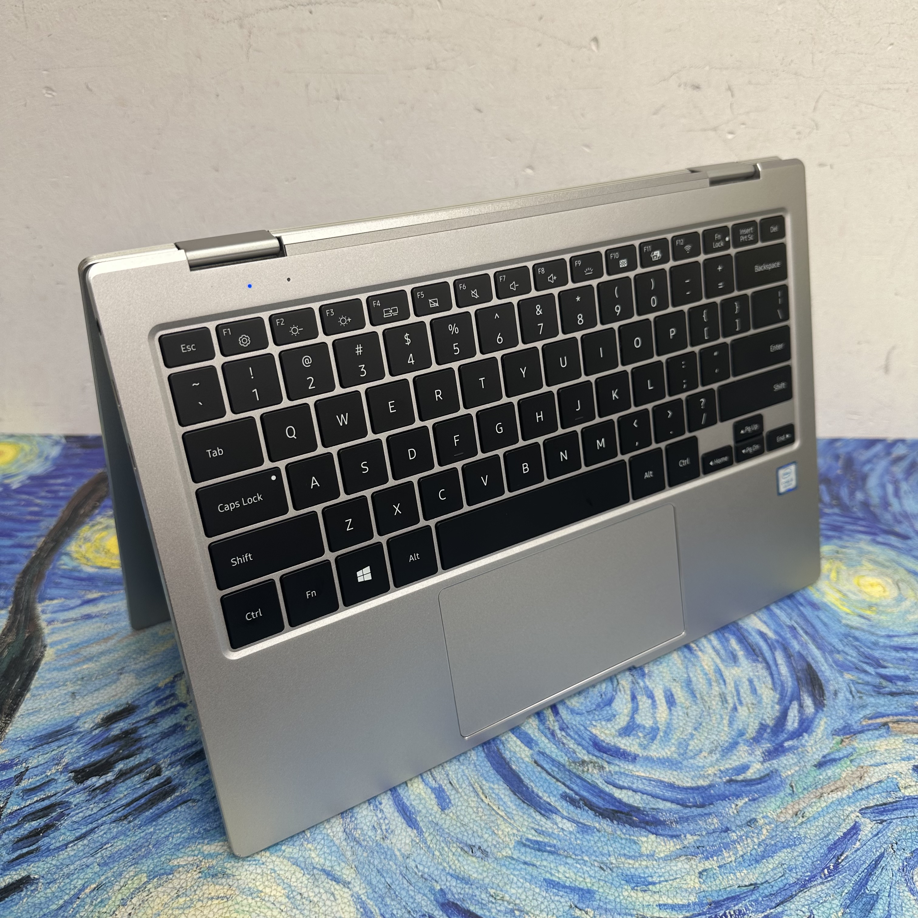 #5919 Samsung Galaxy /i5-8265U/8GB Ram/256GB SSD/薄機身/支援MicroSD/360度Touch Mon/ Laptop / Notebook / 輕便 / Pc / Tablet / 