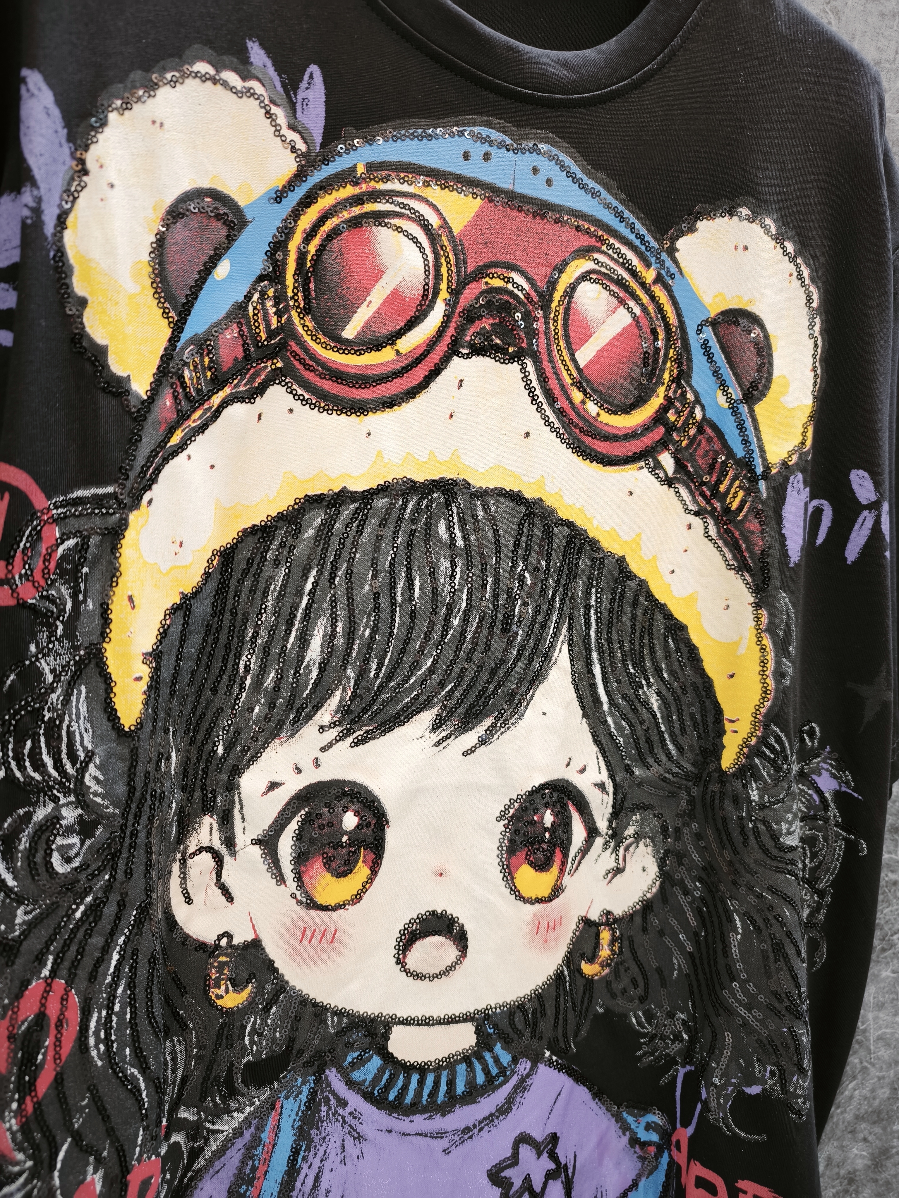 小女孩珠片T