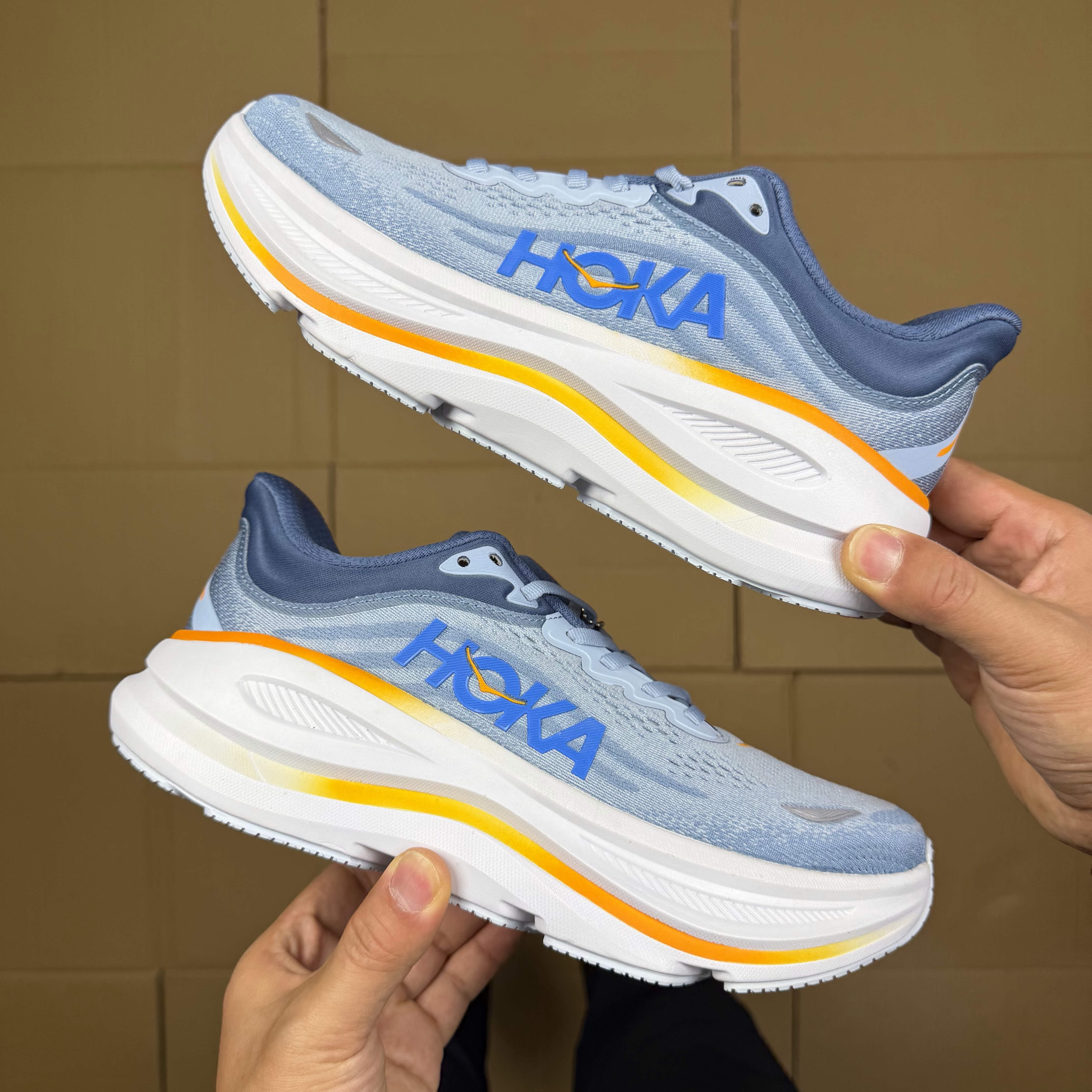 Hoka One One Bondi 9 