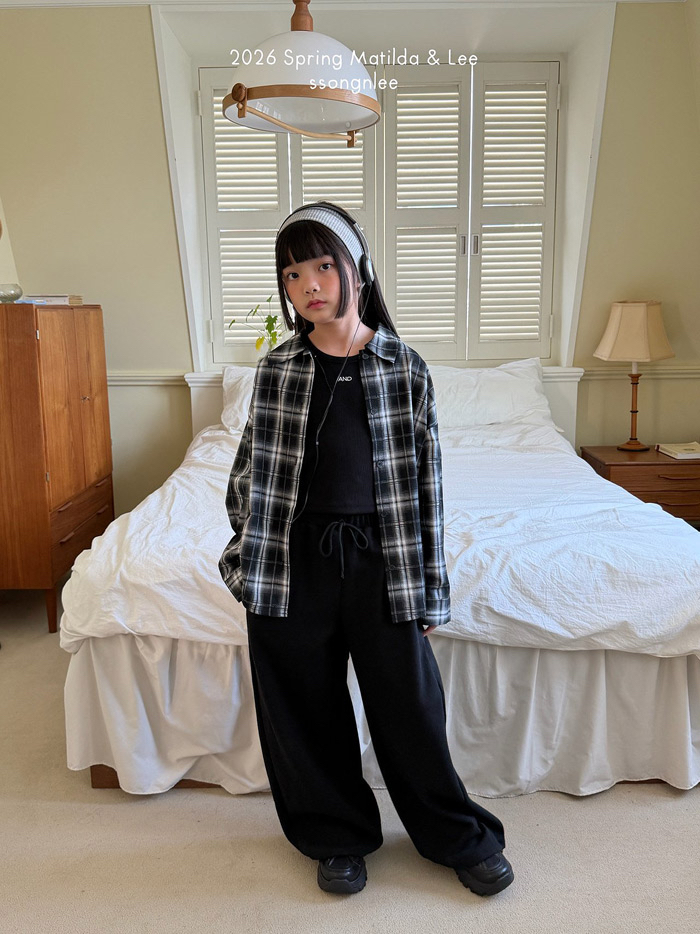 🇰🇷Matilda&Lee shirt