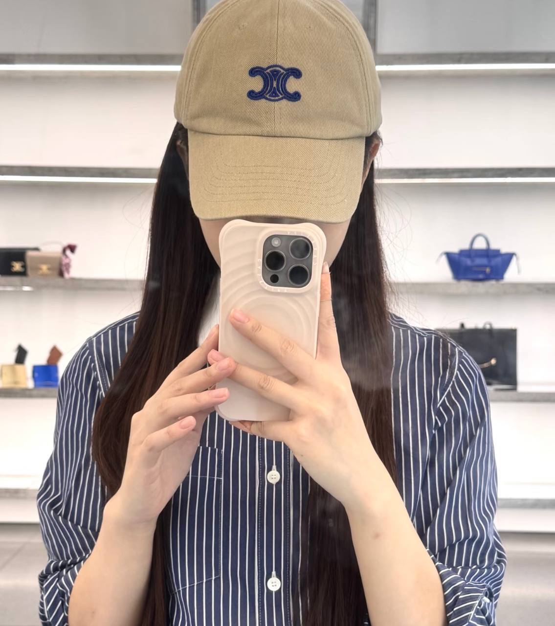 熱賣色✨✨  快閃優惠⚡️只限此色  訂貨 📮新款小Logo 🆕Celine Triomphe cap  Size S 57cm /  M 58cm